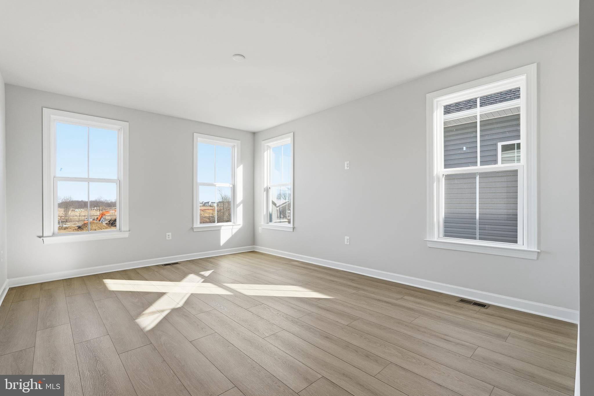 HIATT POINTE AT SNOWDEN BRIDGE - Residential