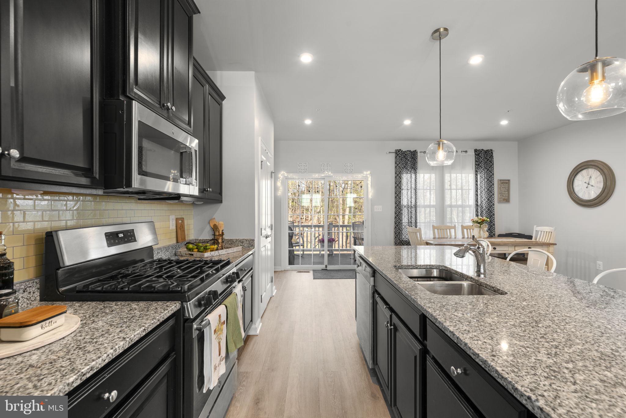 HIGHGATE VILLAGE - Residential