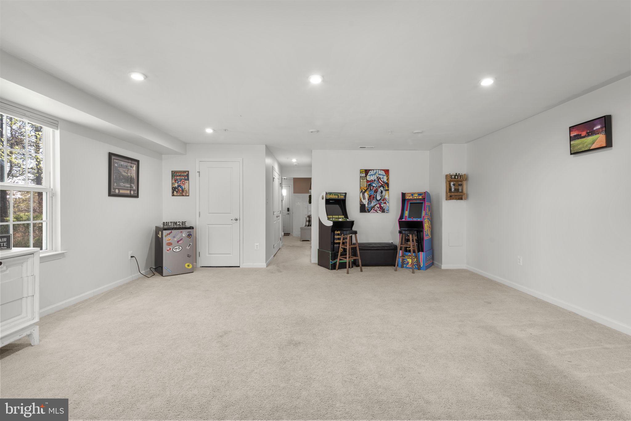 HIGHGATE VILLAGE - Residential