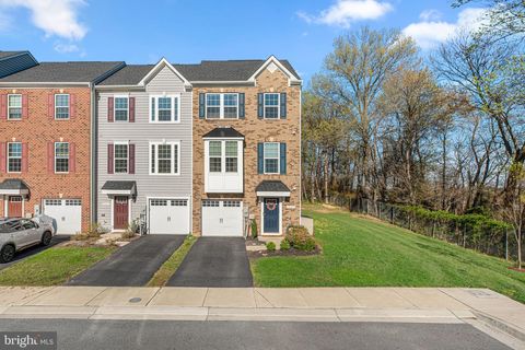 Photo of 1849 Wind Gate Road, BALTIMORE, MD 21227 (MLS # MDBC2158270)
