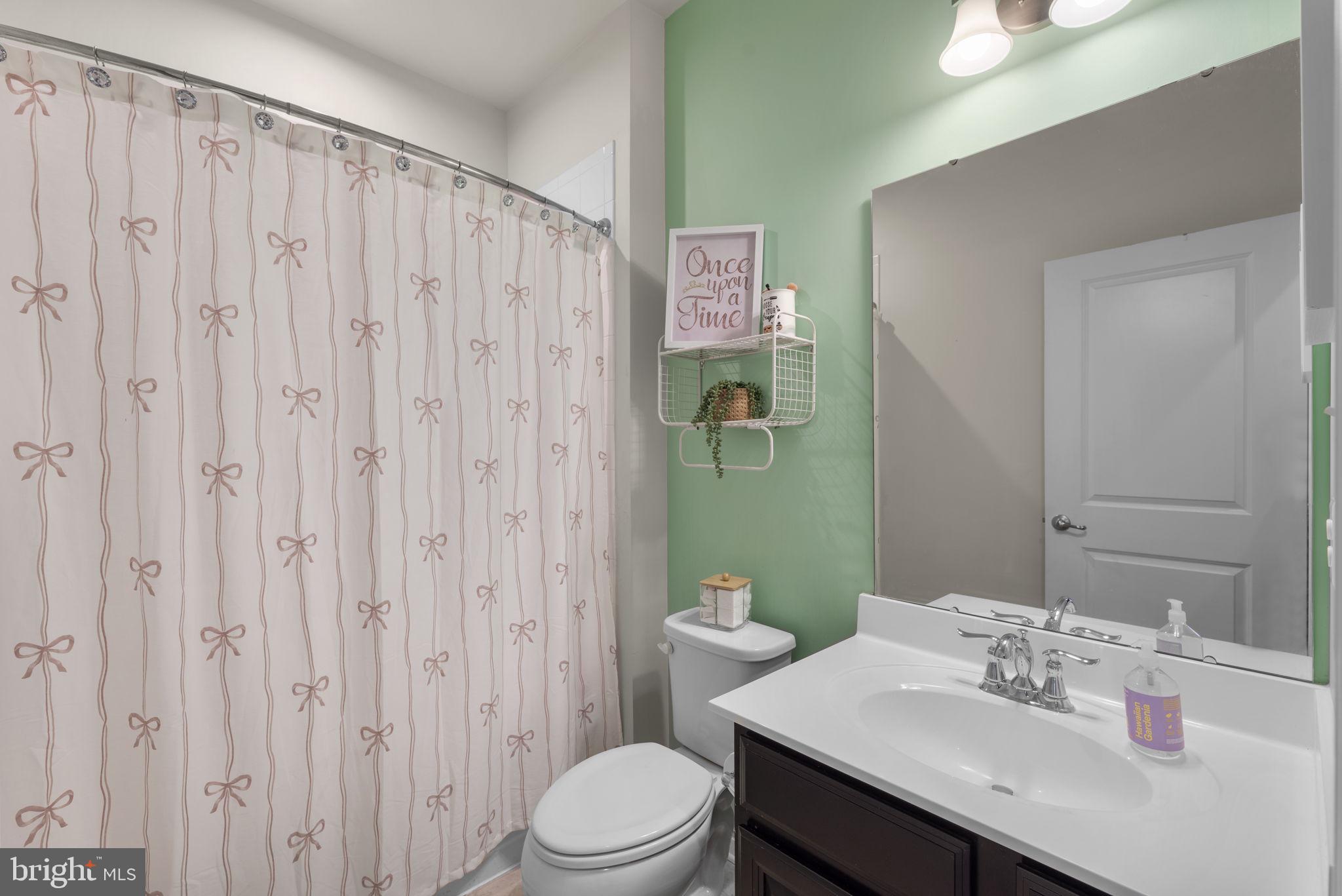 HIGHGATE VILLAGE - Residential