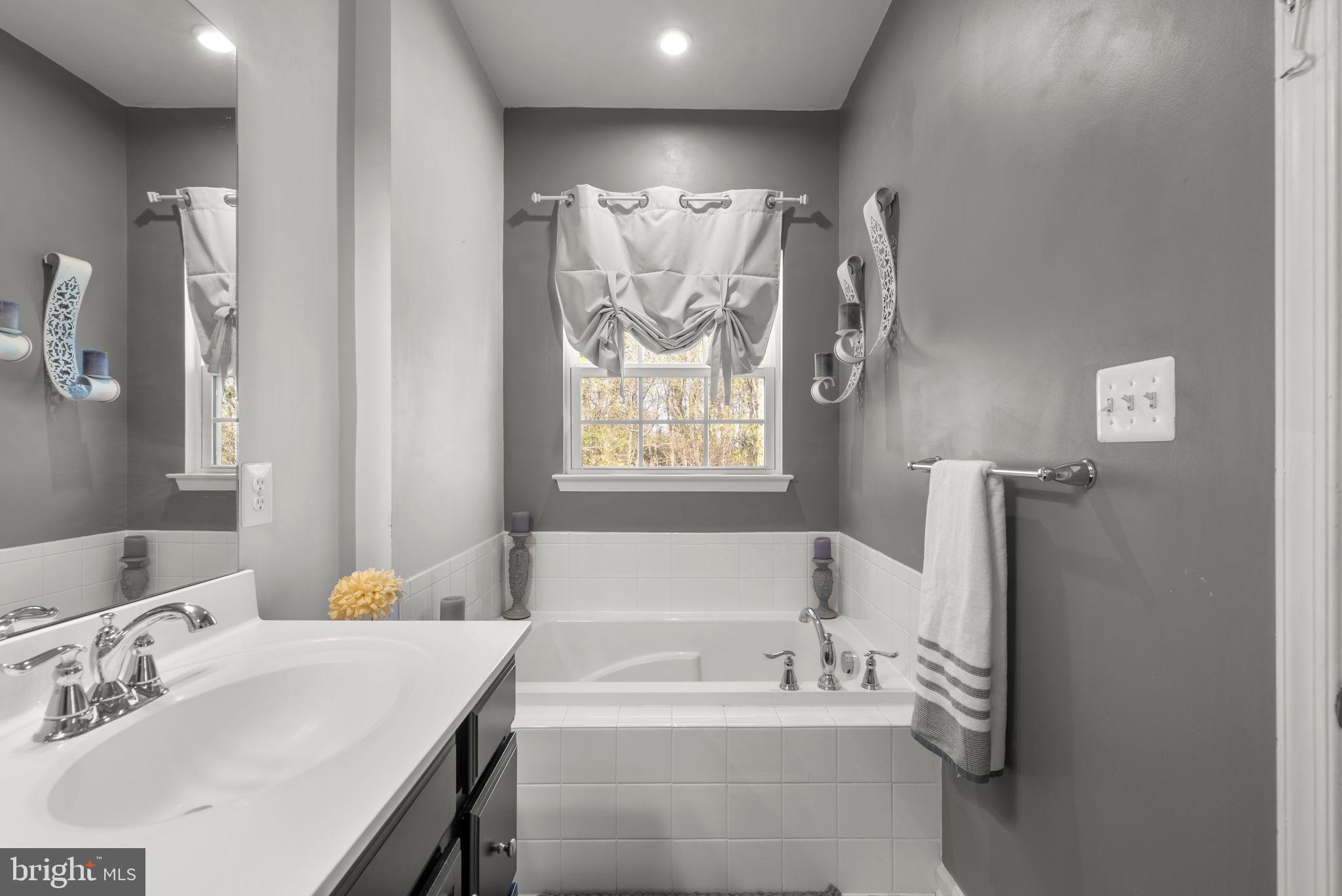 HIGHGATE VILLAGE - Residential