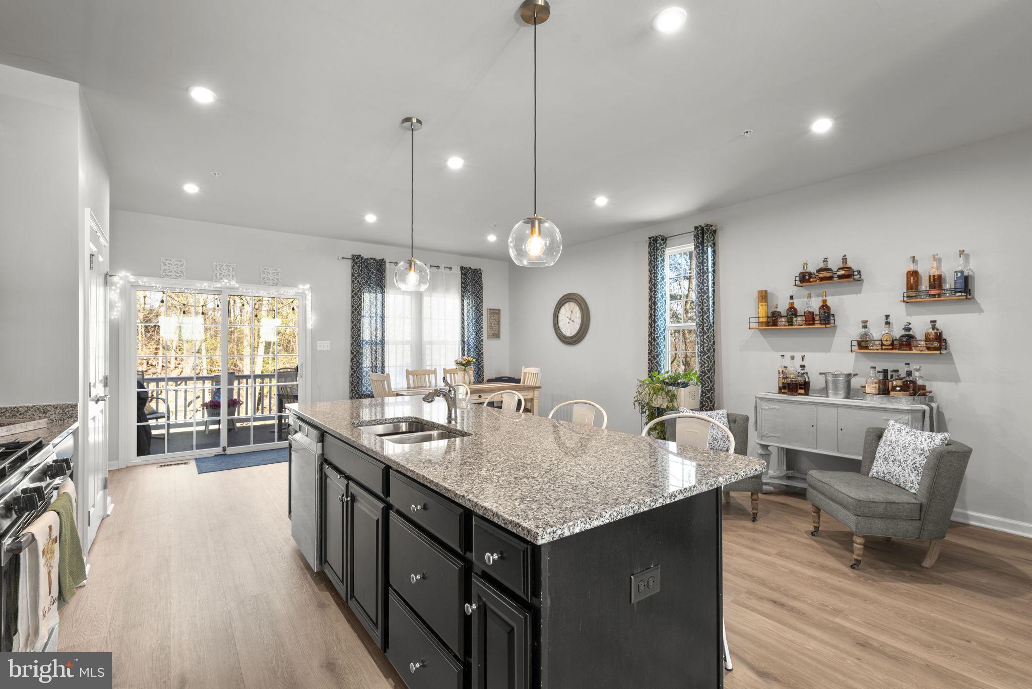 HIGHGATE VILLAGE - Residential