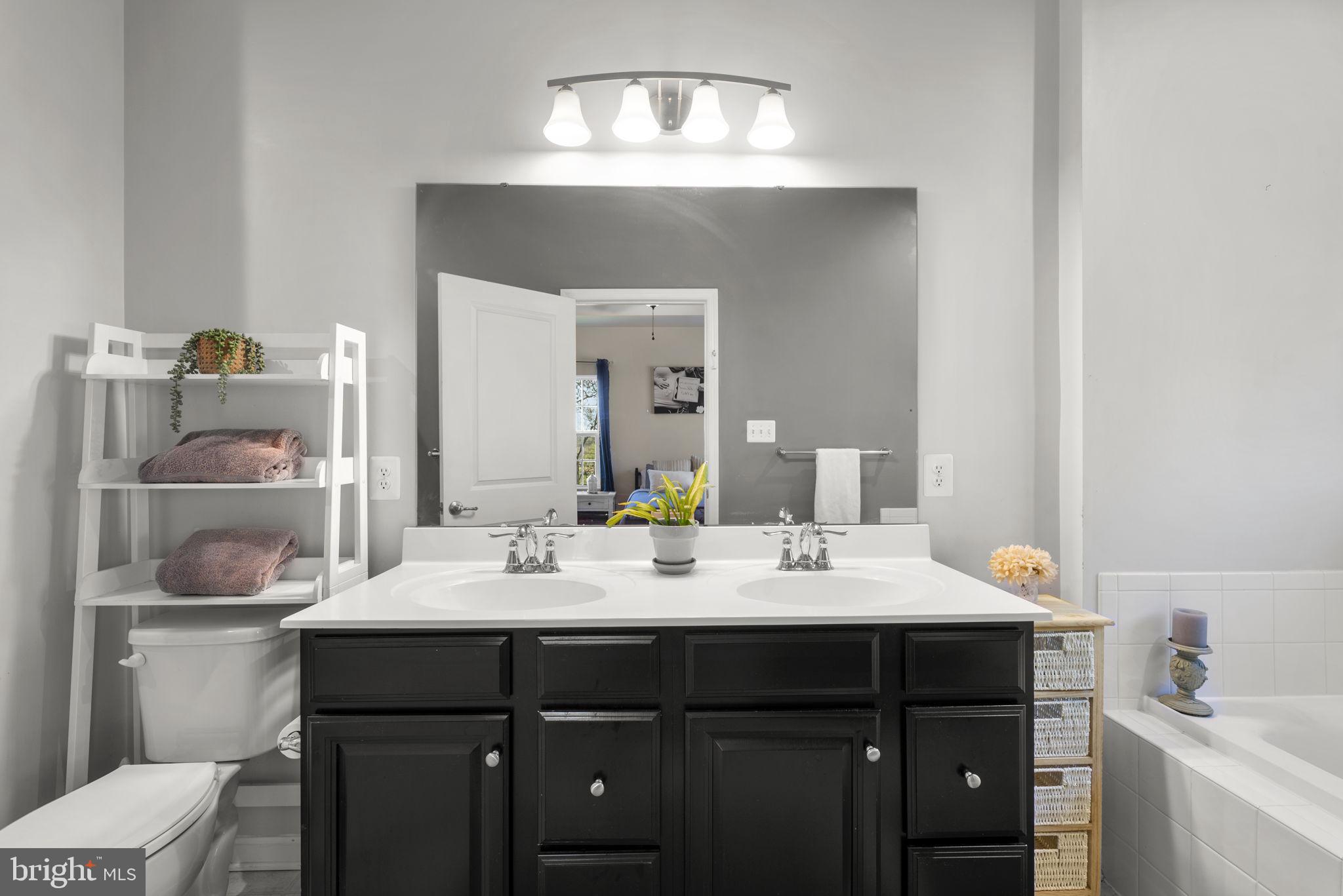 HIGHGATE VILLAGE - Residential