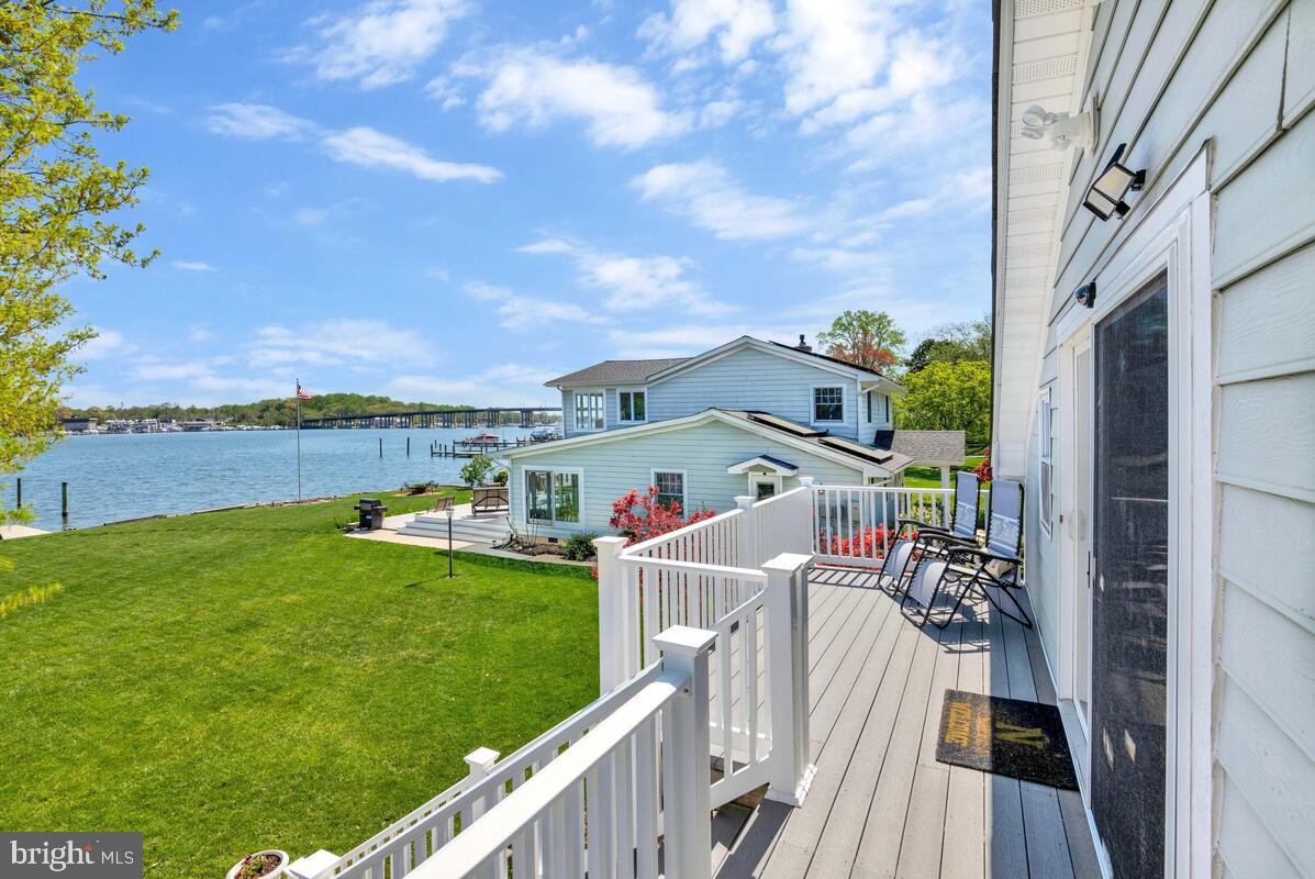 EDGEWATER BEACH - Residential