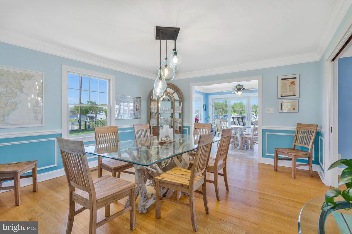 EDGEWATER BEACH - Residential