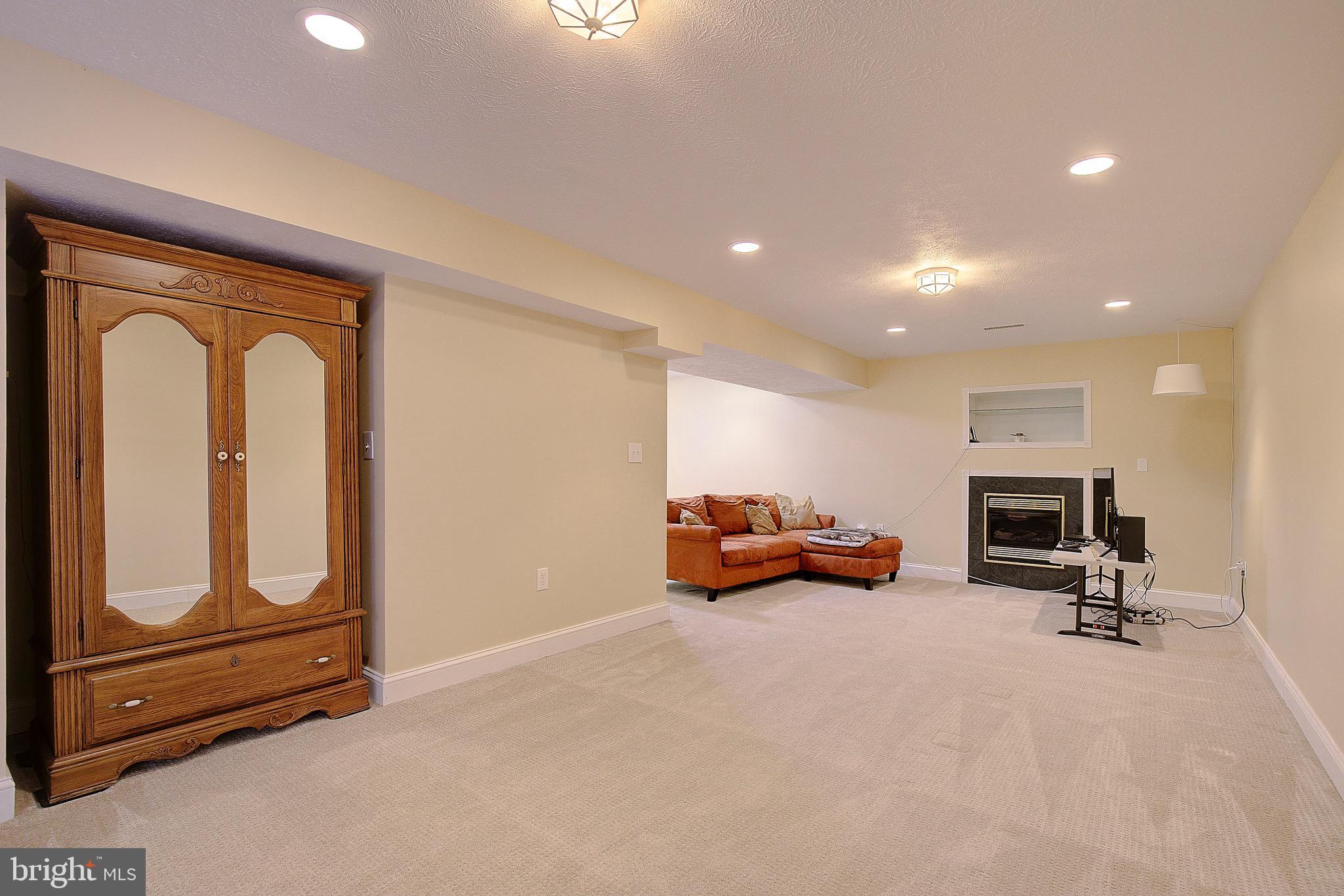 SMITHS PURCHASE - Residential