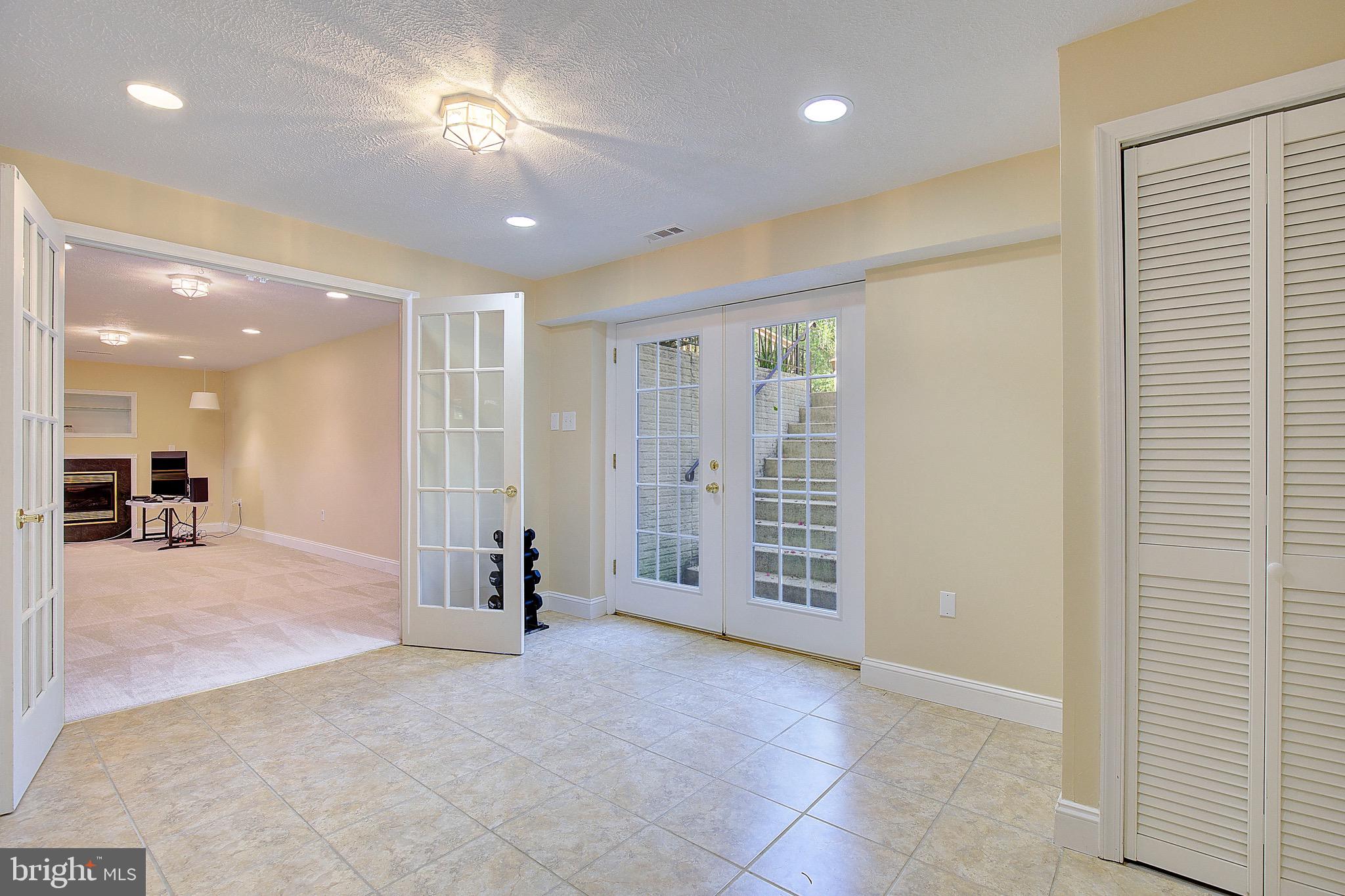 SMITHS PURCHASE - Residential