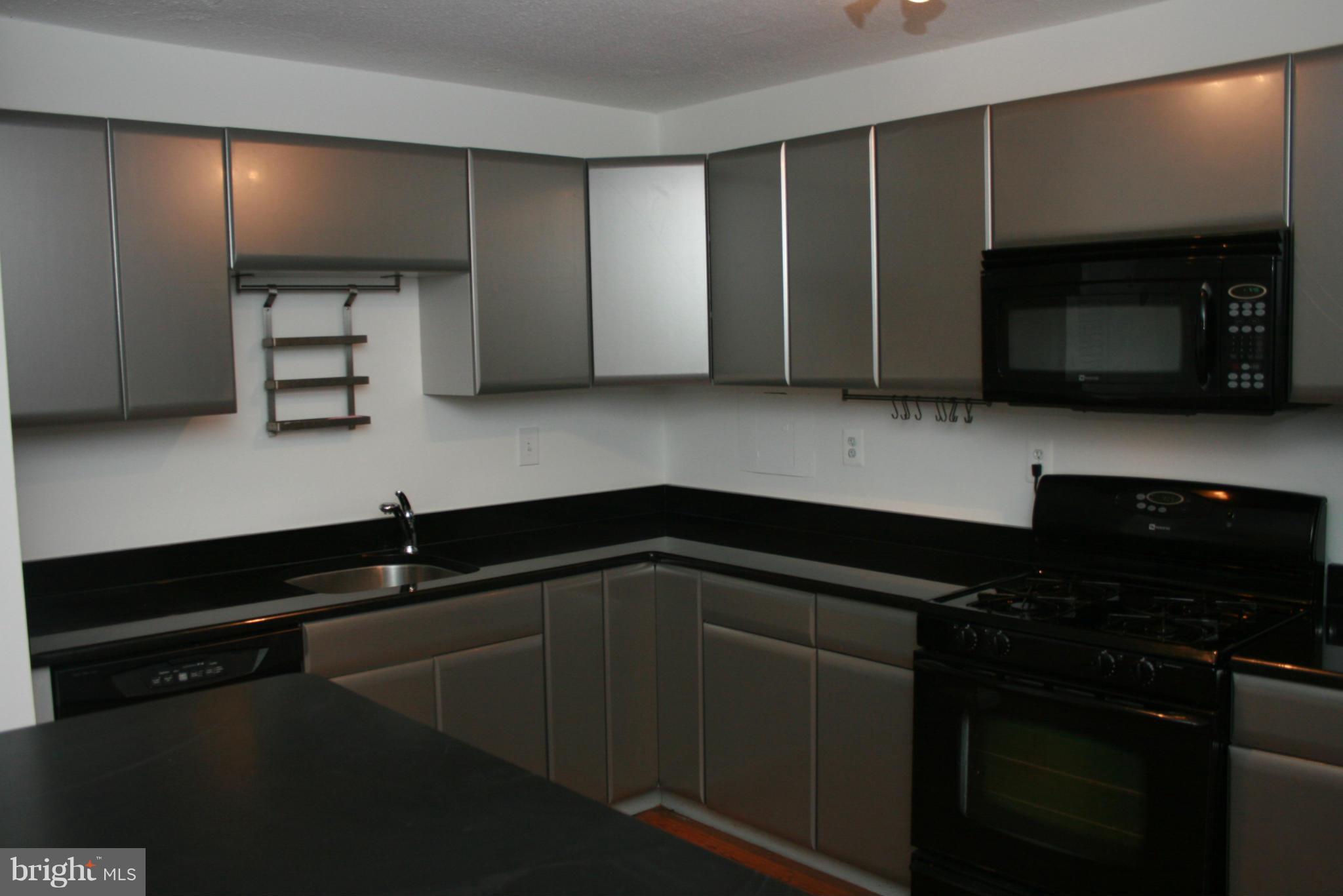 PENTAGON CITY - Residential