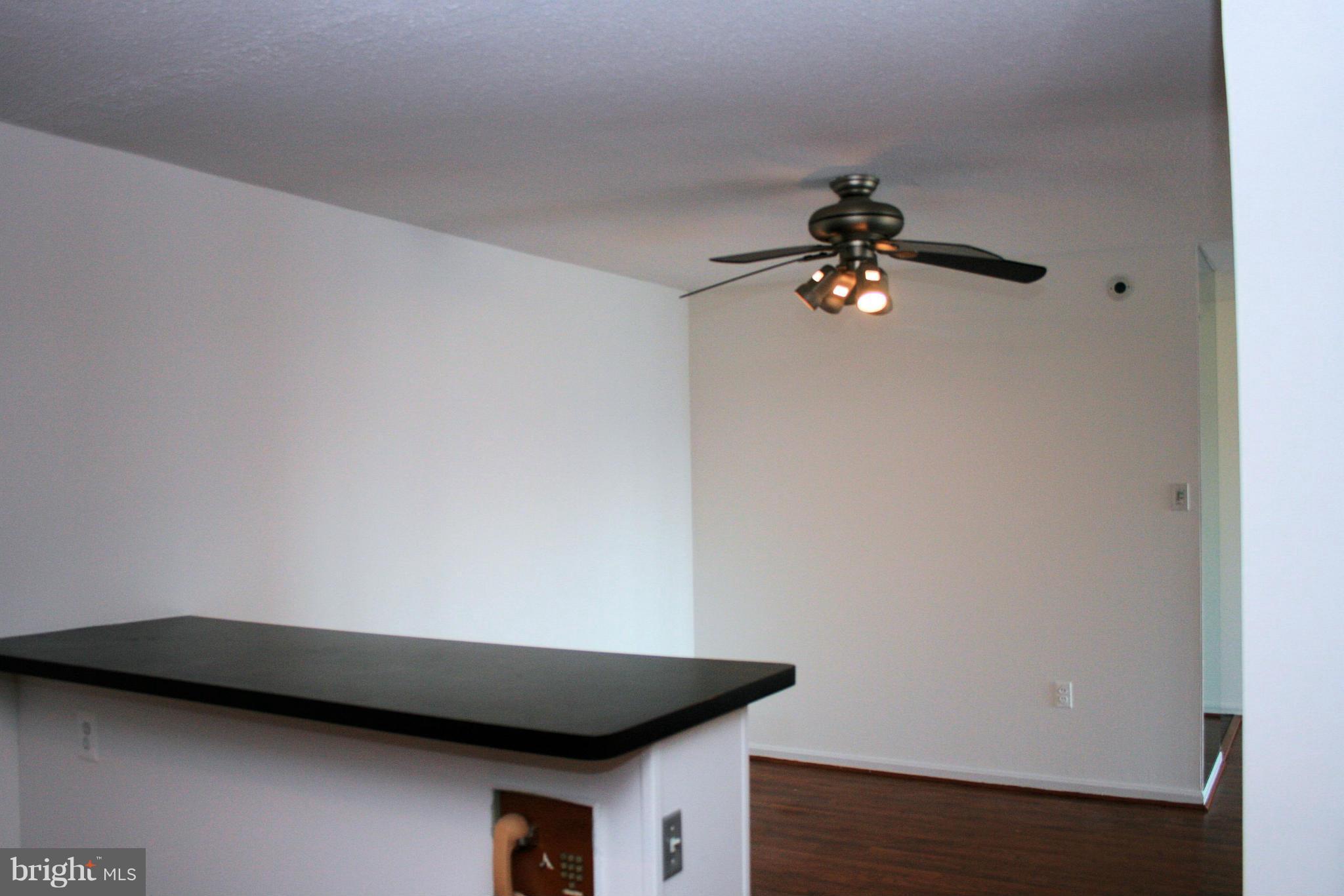 PENTAGON CITY - Residential