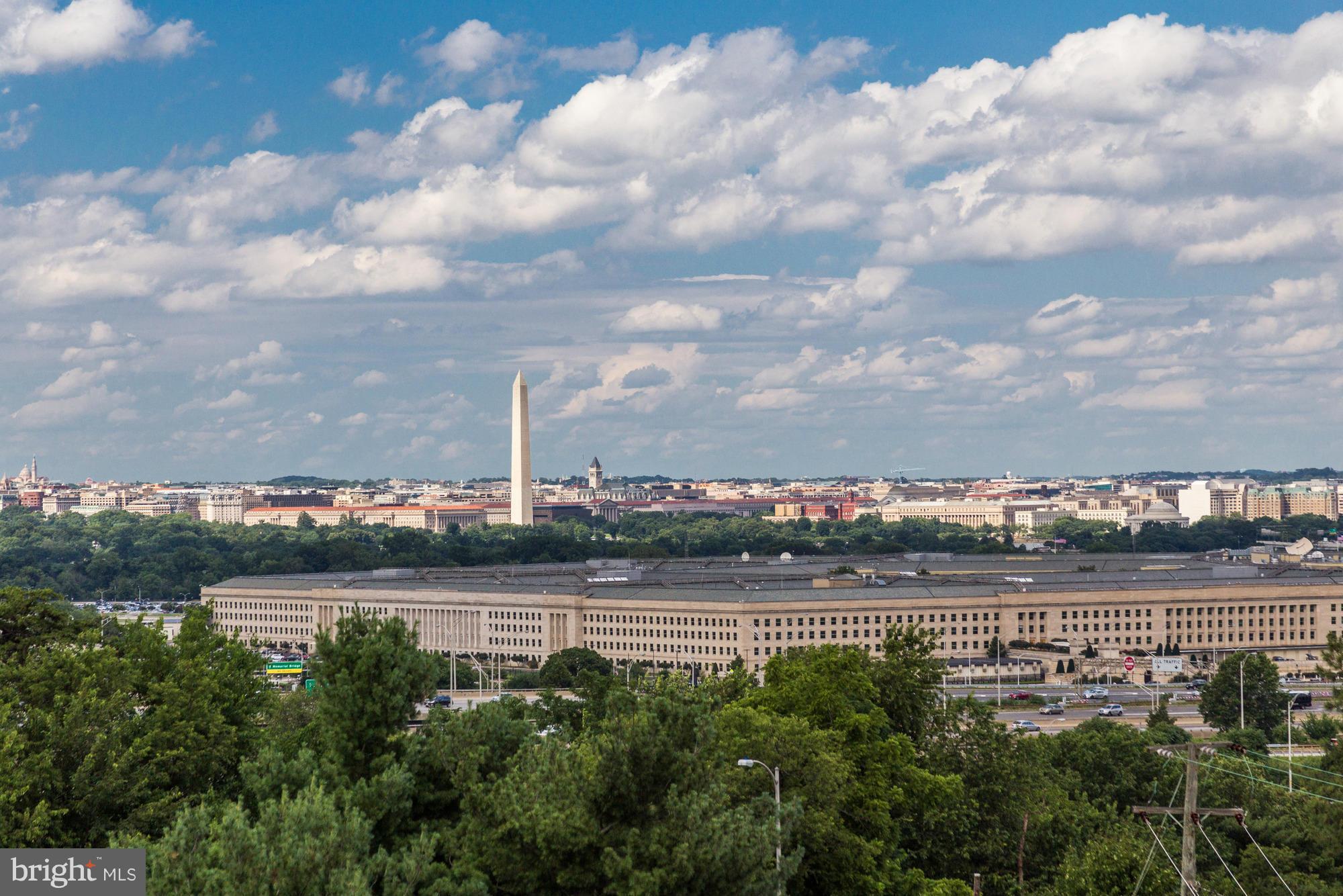 PENTAGON CITY - Residential