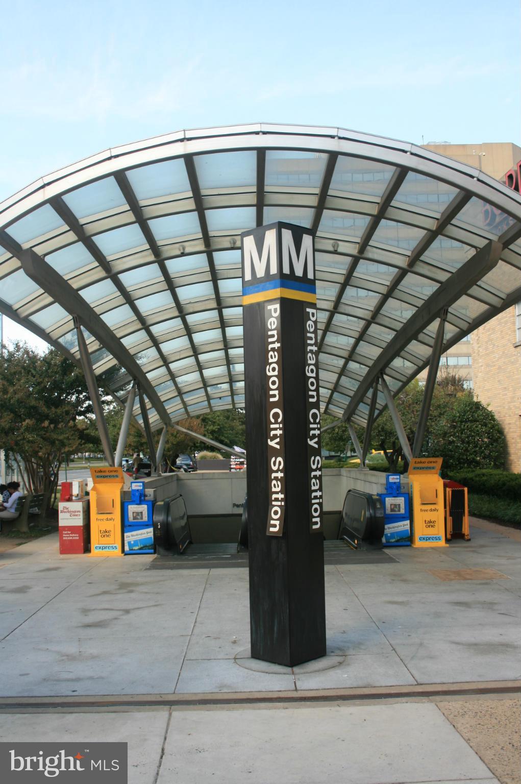 PENTAGON CITY - Residential