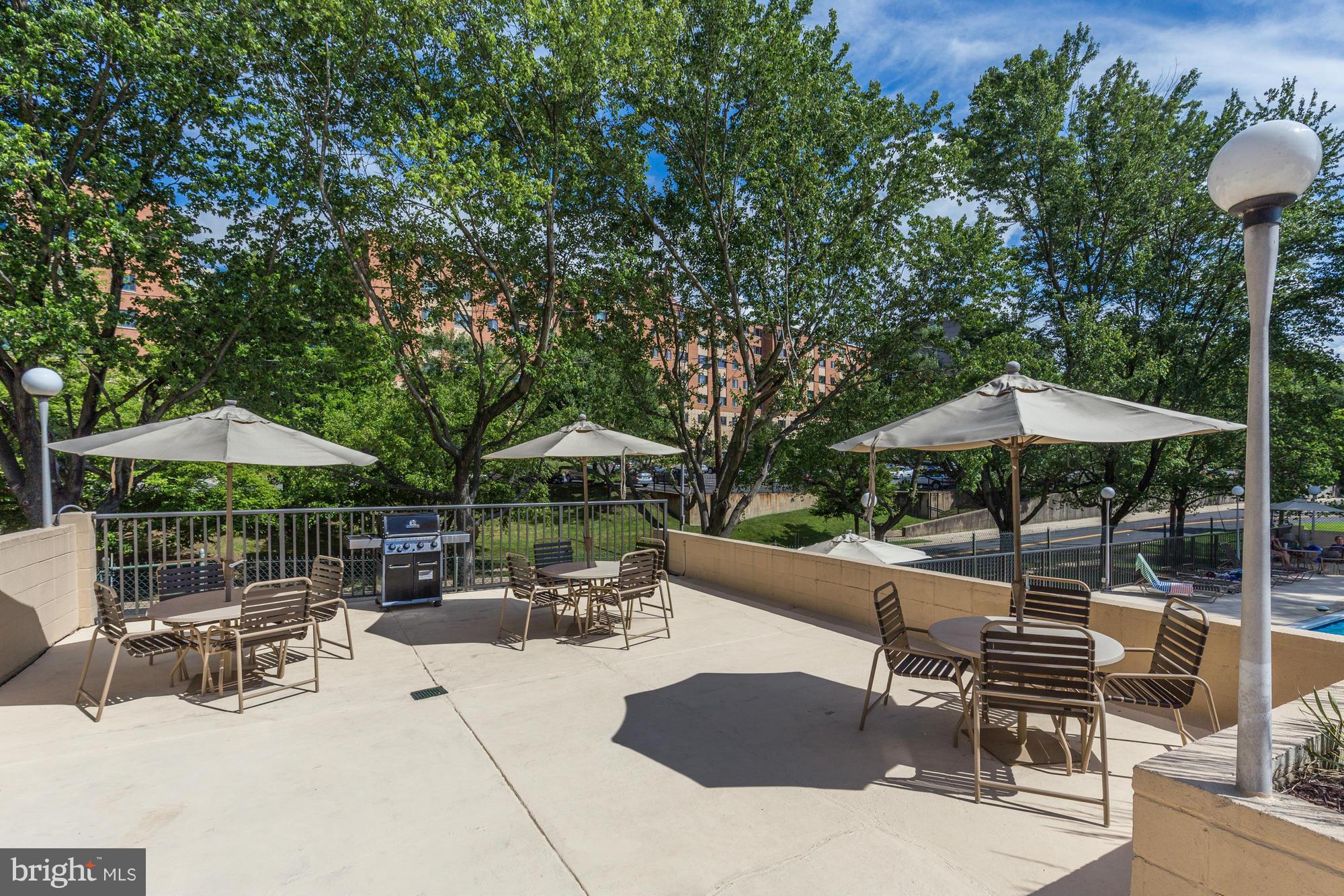 PENTAGON CITY - Residential