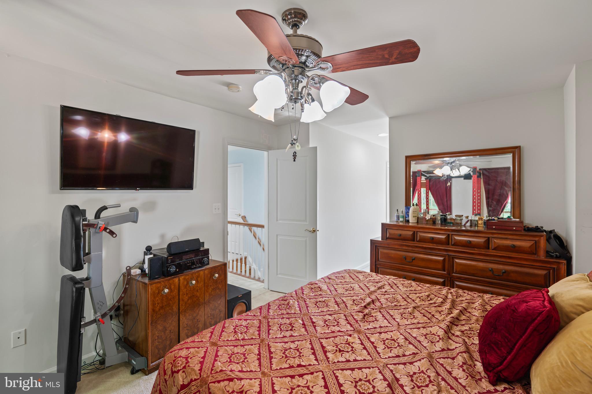 WAYSIDE VILLAGE - Residential