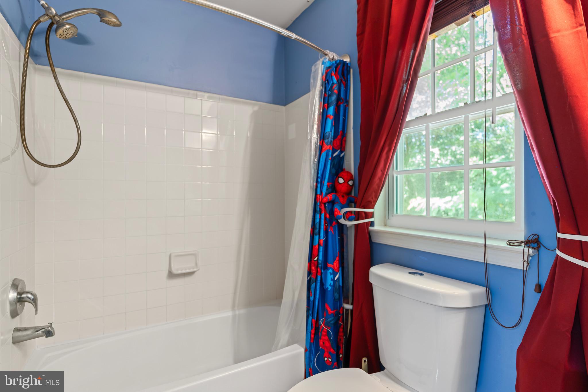 WAYSIDE VILLAGE - Residential