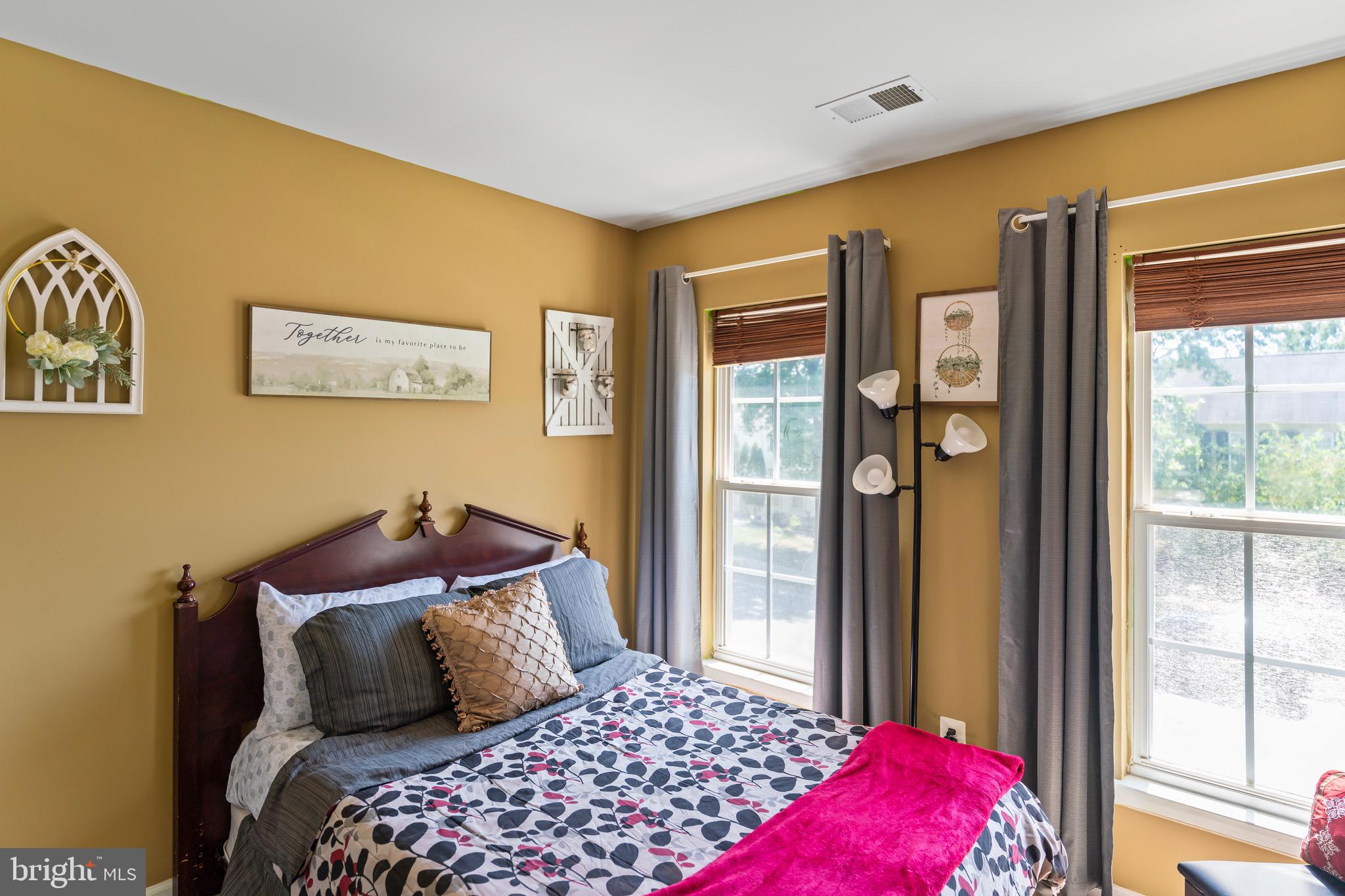 WAYSIDE VILLAGE - Residential