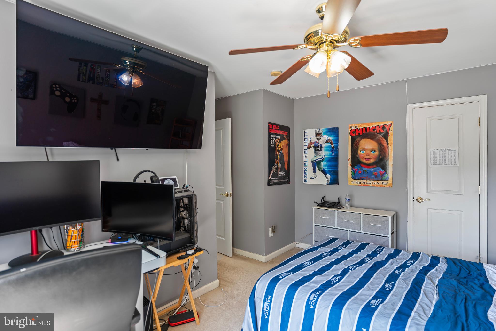 WAYSIDE VILLAGE - Residential