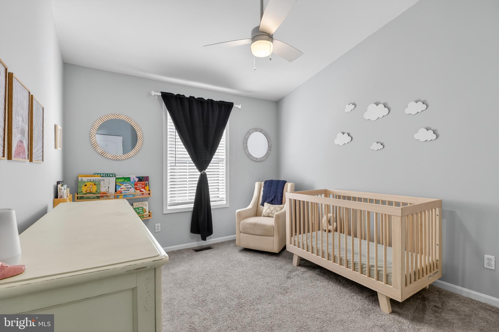 PINE VALLEY - Residential