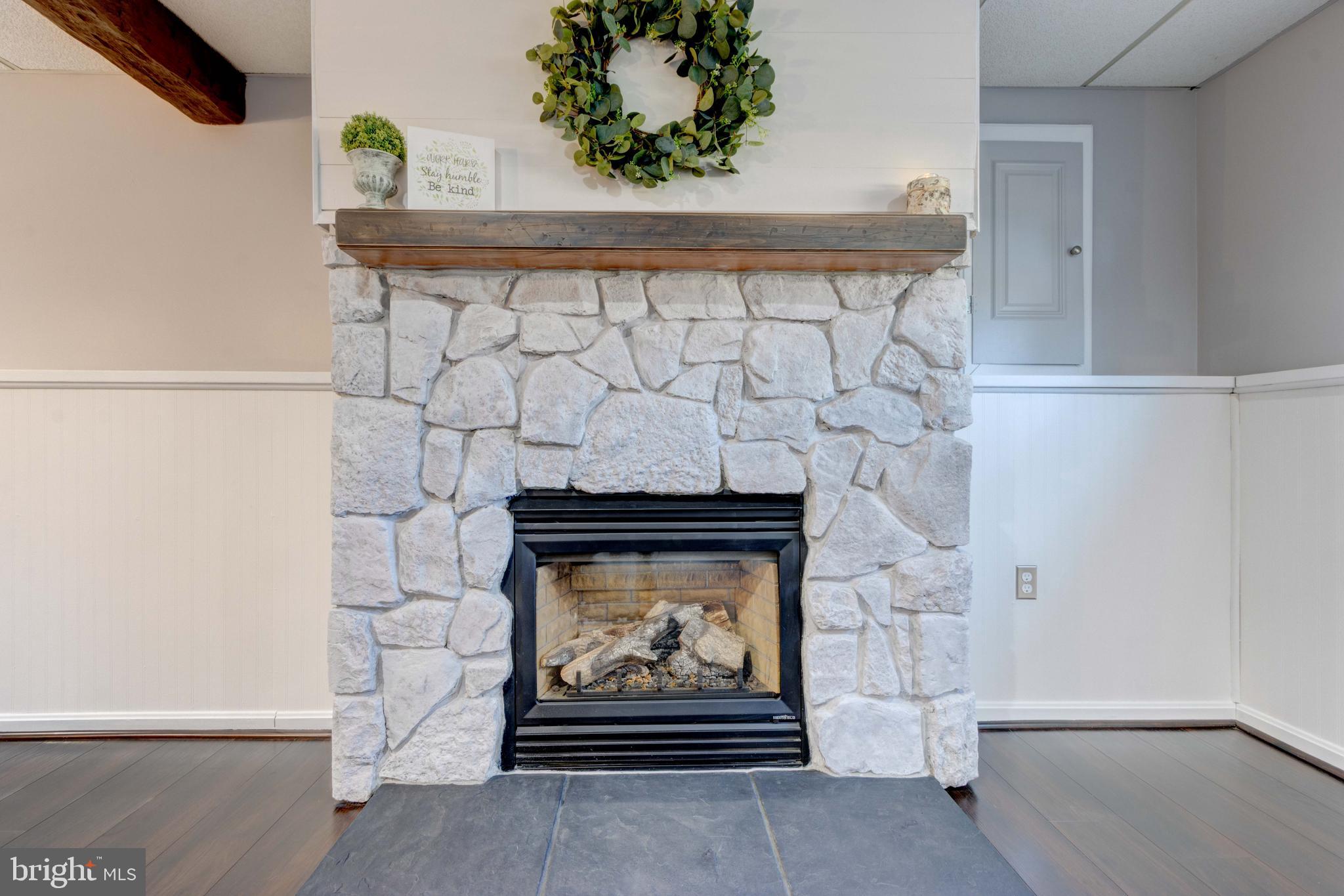 AUTUMN RIDGE - Residential