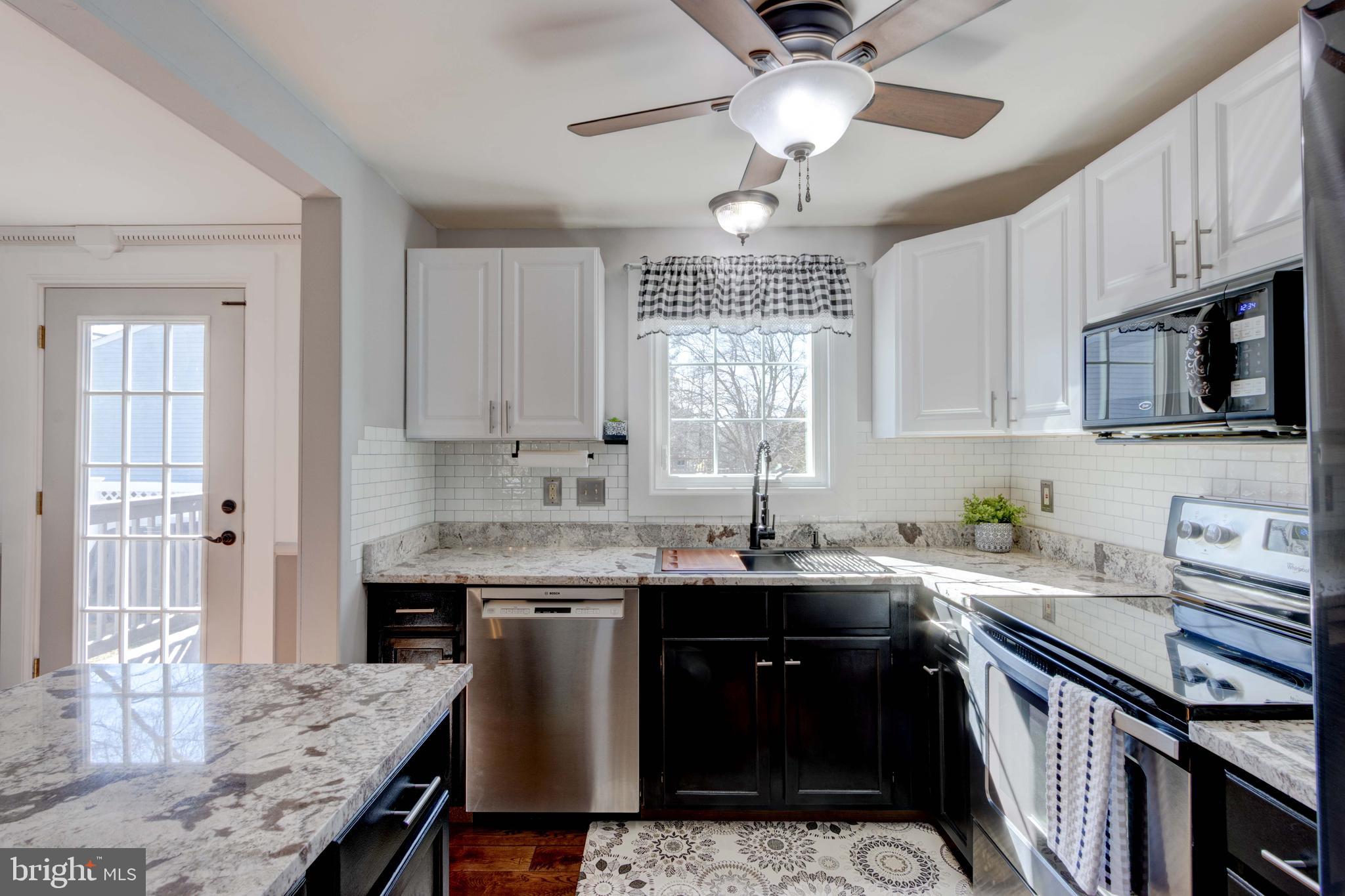 AUTUMN RIDGE - Residential