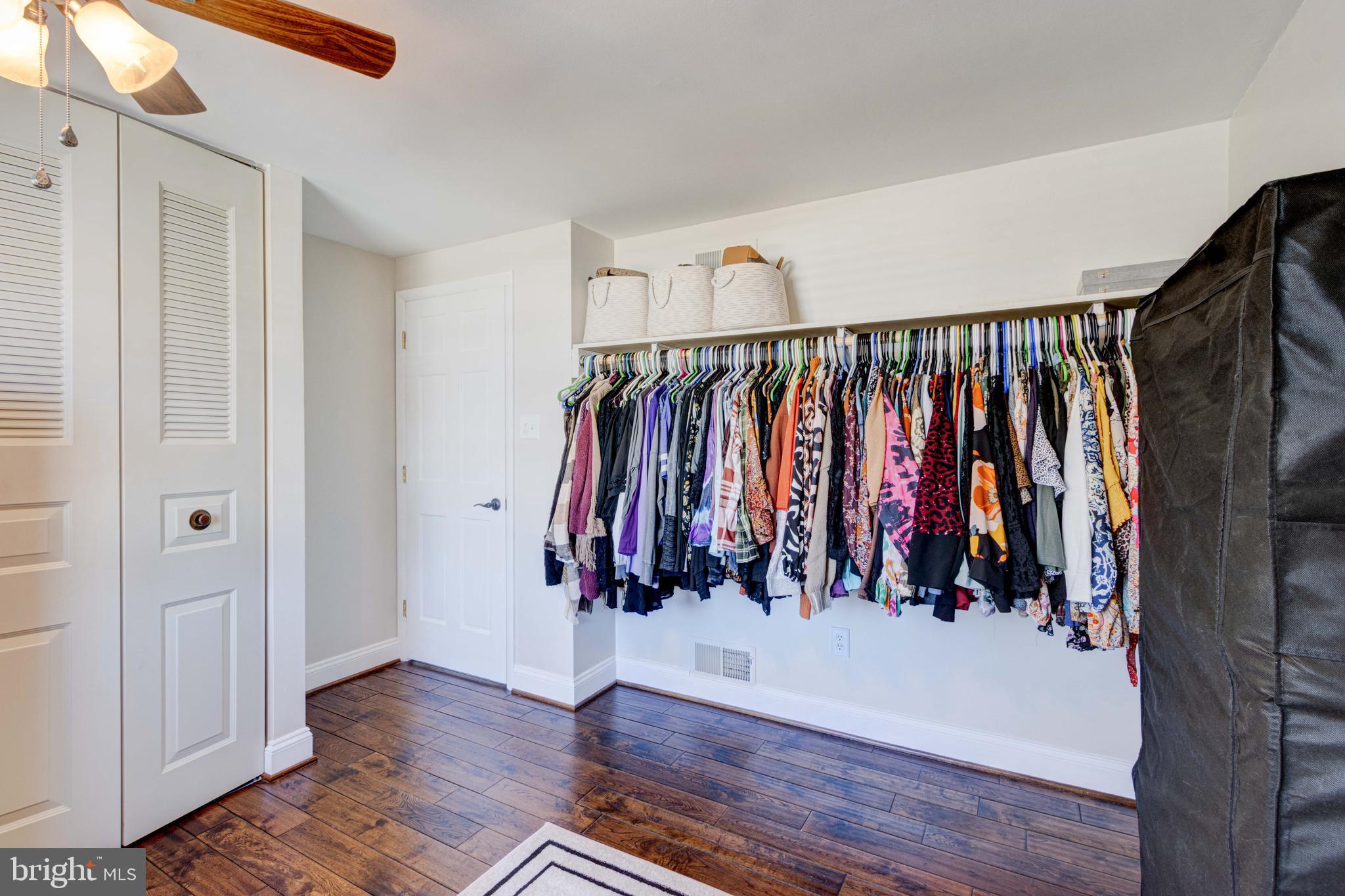 AUTUMN RIDGE - Residential