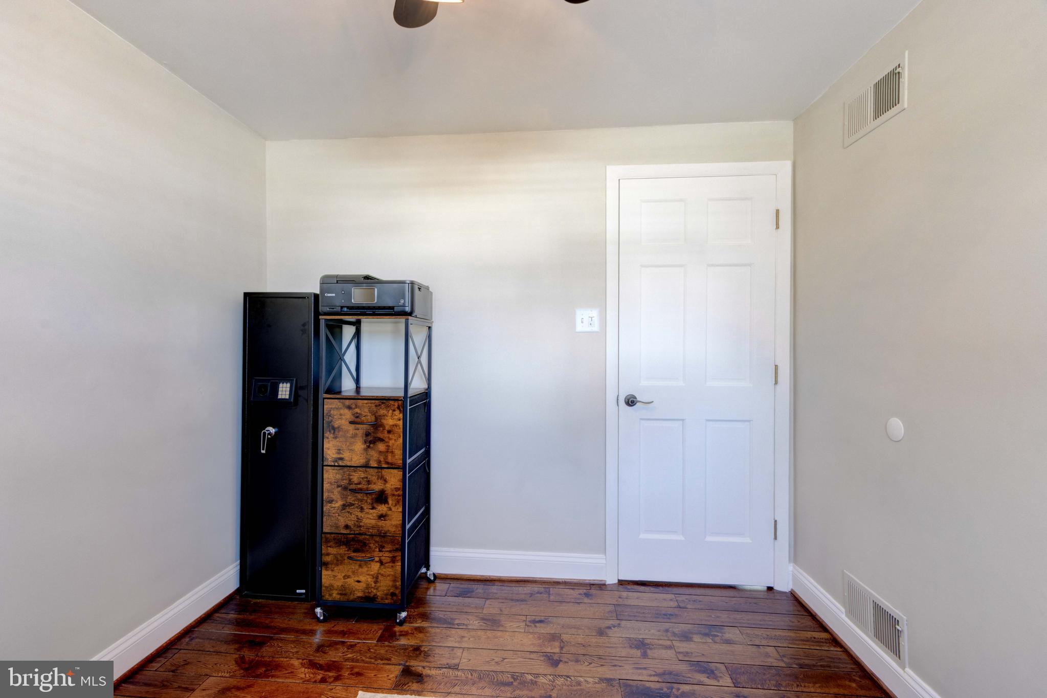 AUTUMN RIDGE - Residential