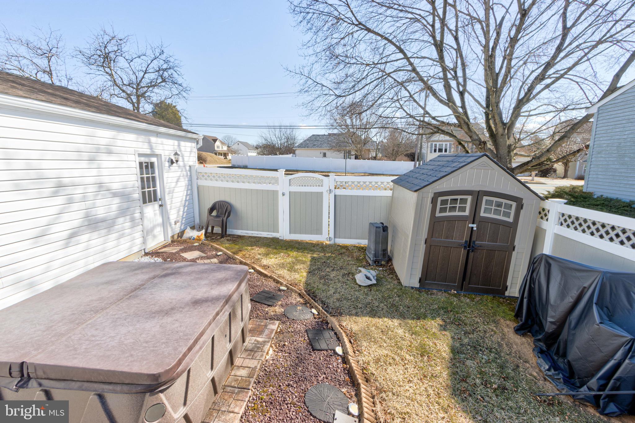 AUTUMN RIDGE - Residential