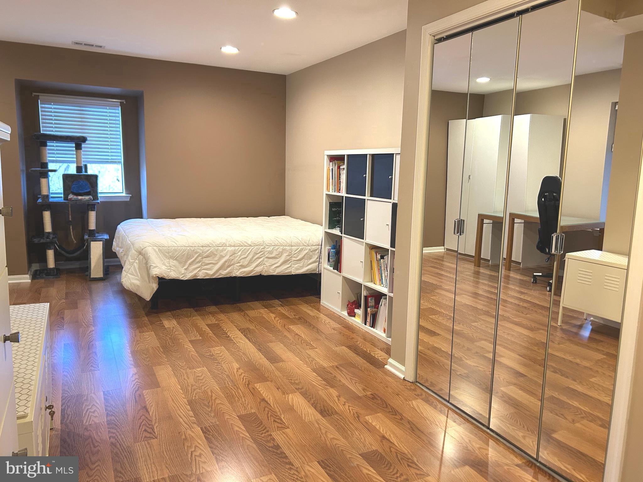 CHESTERBROOK - Residential