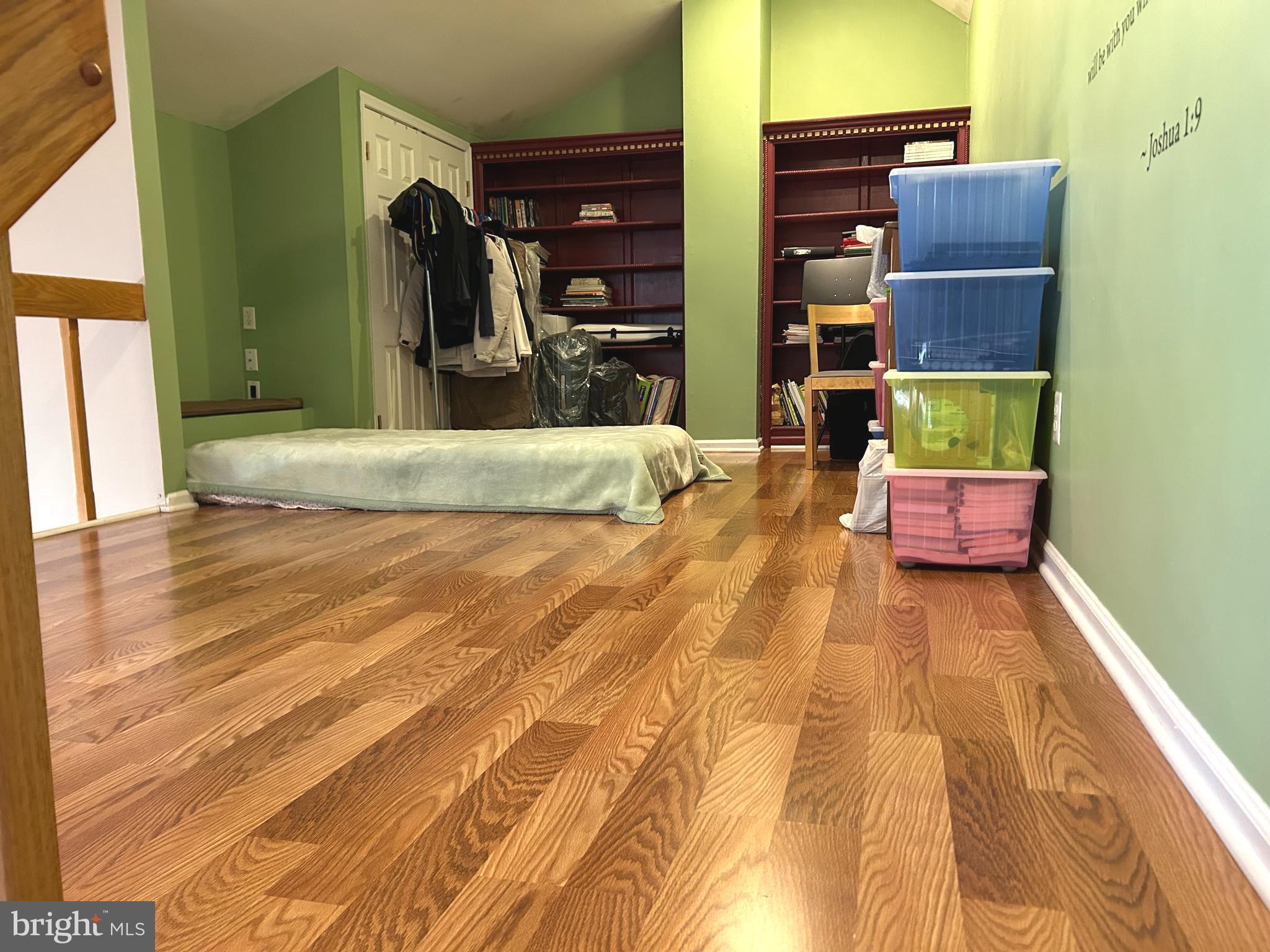 CHESTERBROOK - Residential