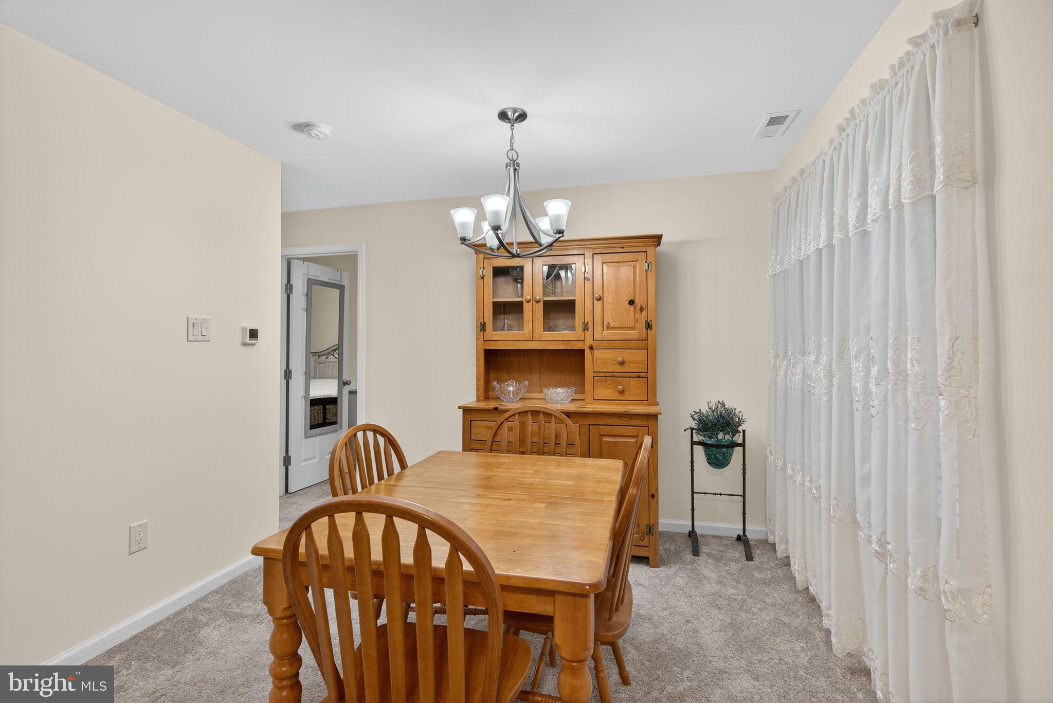 CROWN POINT - Residential Lease