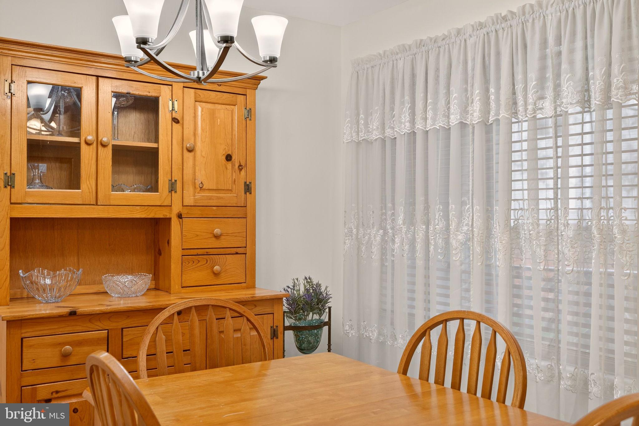 CROWN POINT - Residential Lease