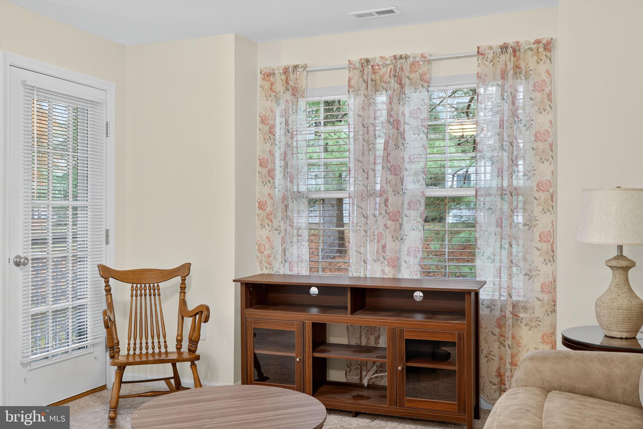 CROWN POINT - Residential Lease