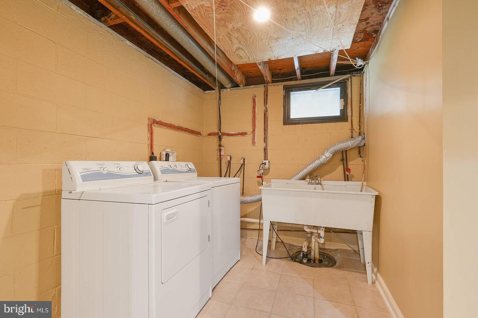 GOOD LUCK ESTATES - Residential