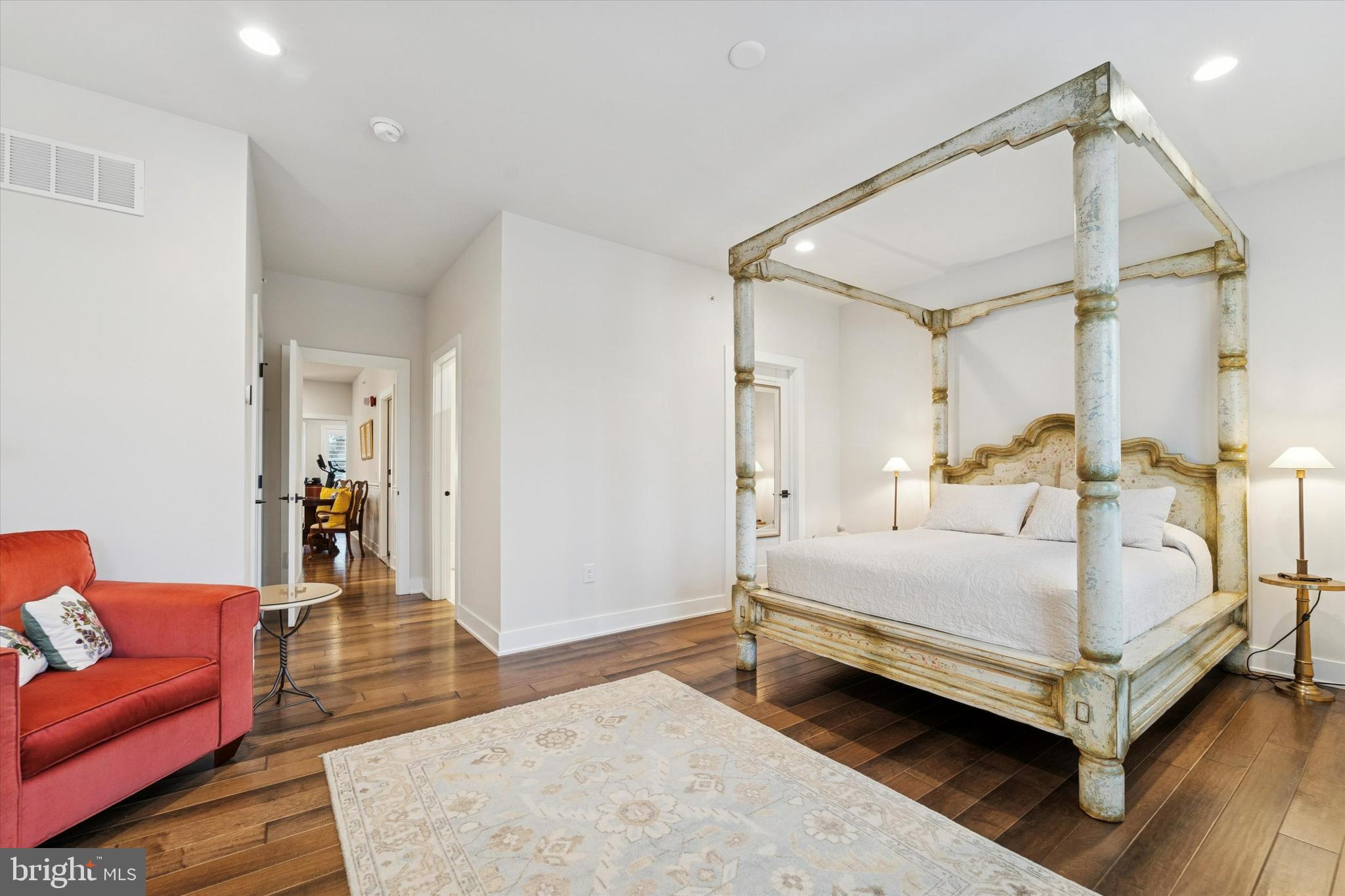 CREEKSIDE AT BLUE BELL - Residential