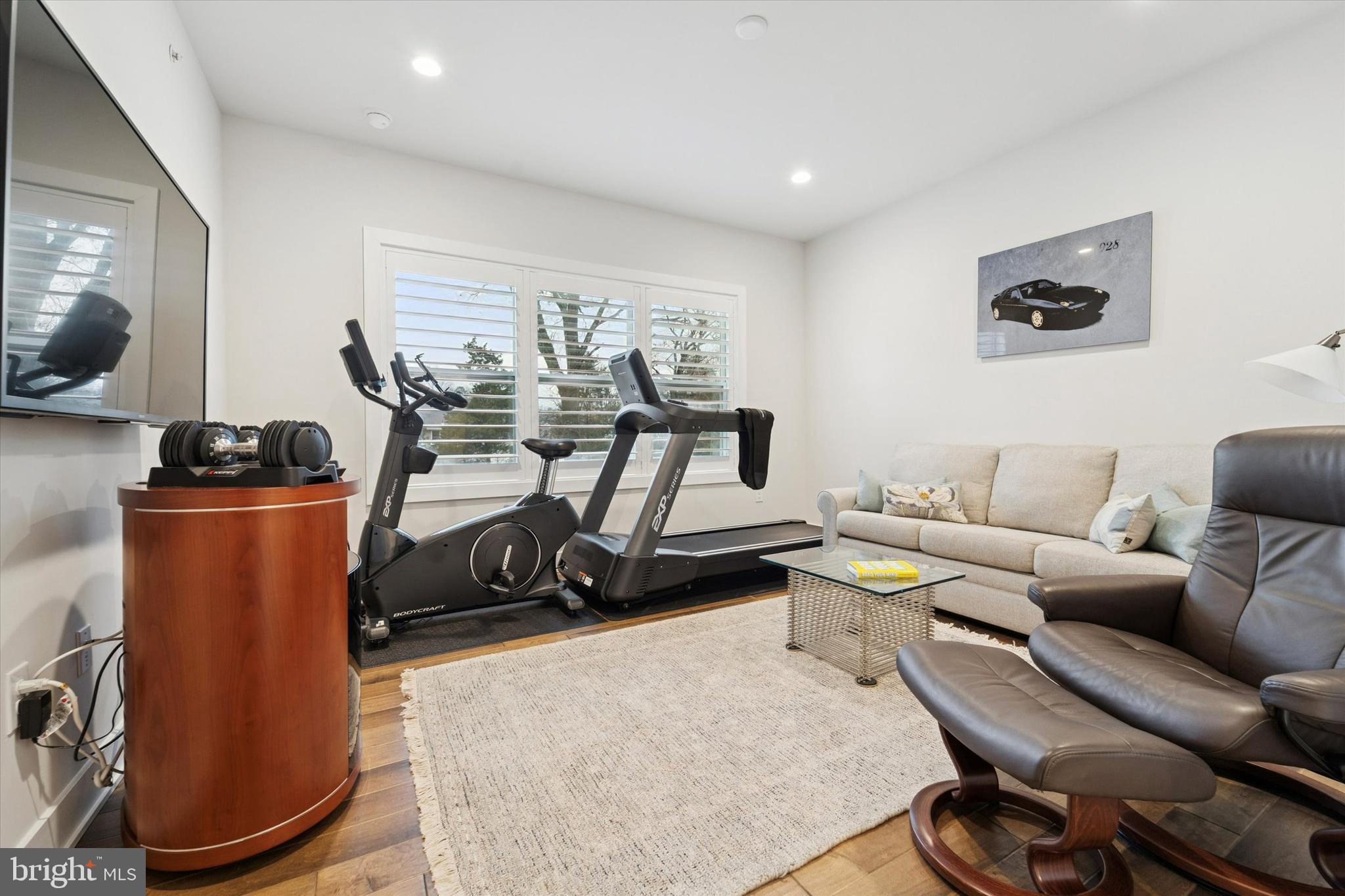 CREEKSIDE AT BLUE BELL - Residential