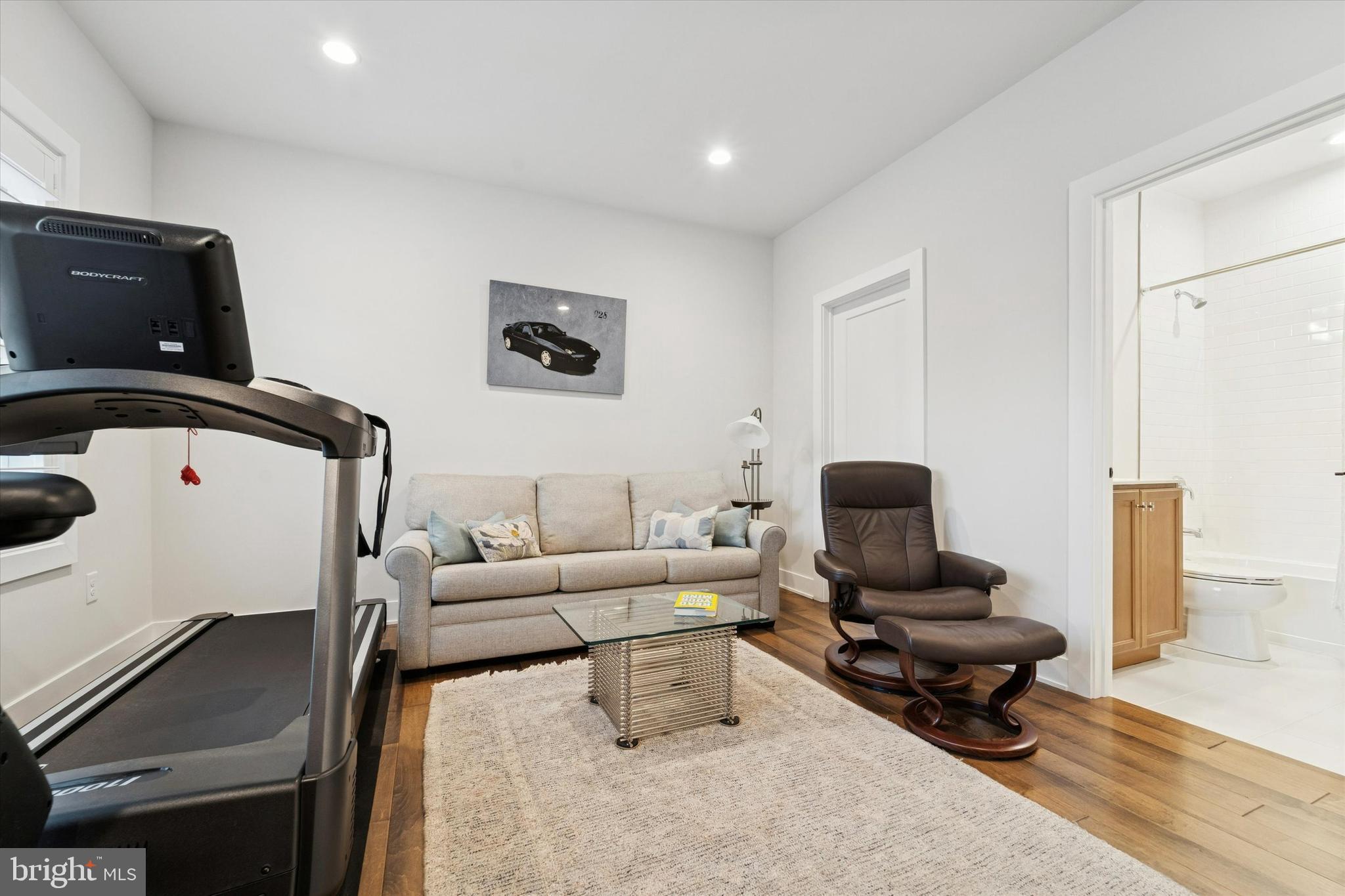 CREEKSIDE AT BLUE BELL - Residential