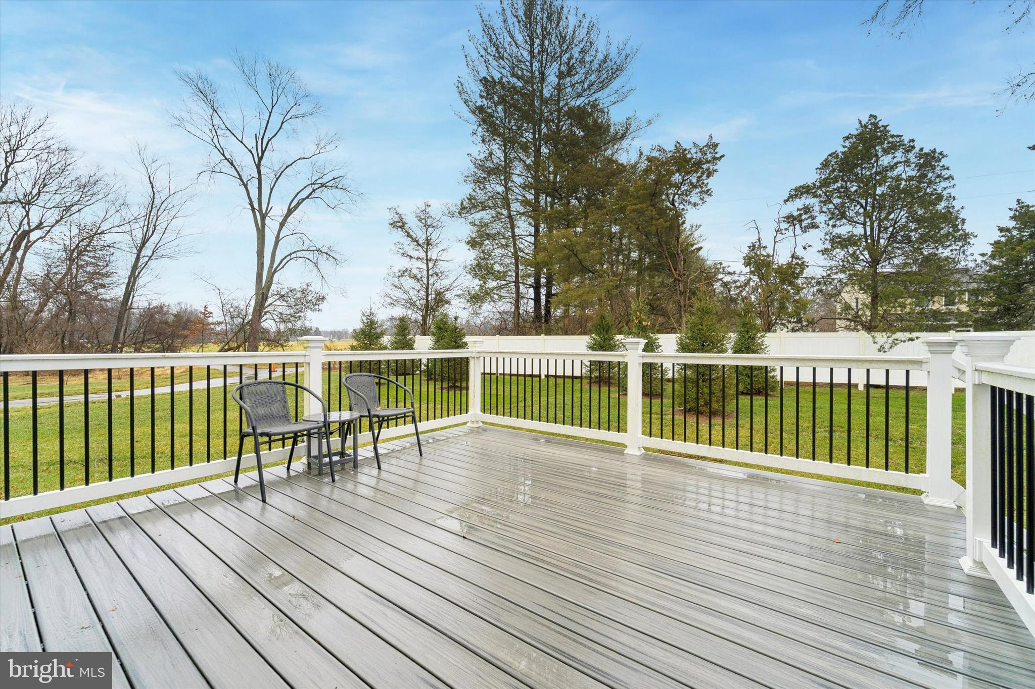 CREEKSIDE AT BLUE BELL - Residential