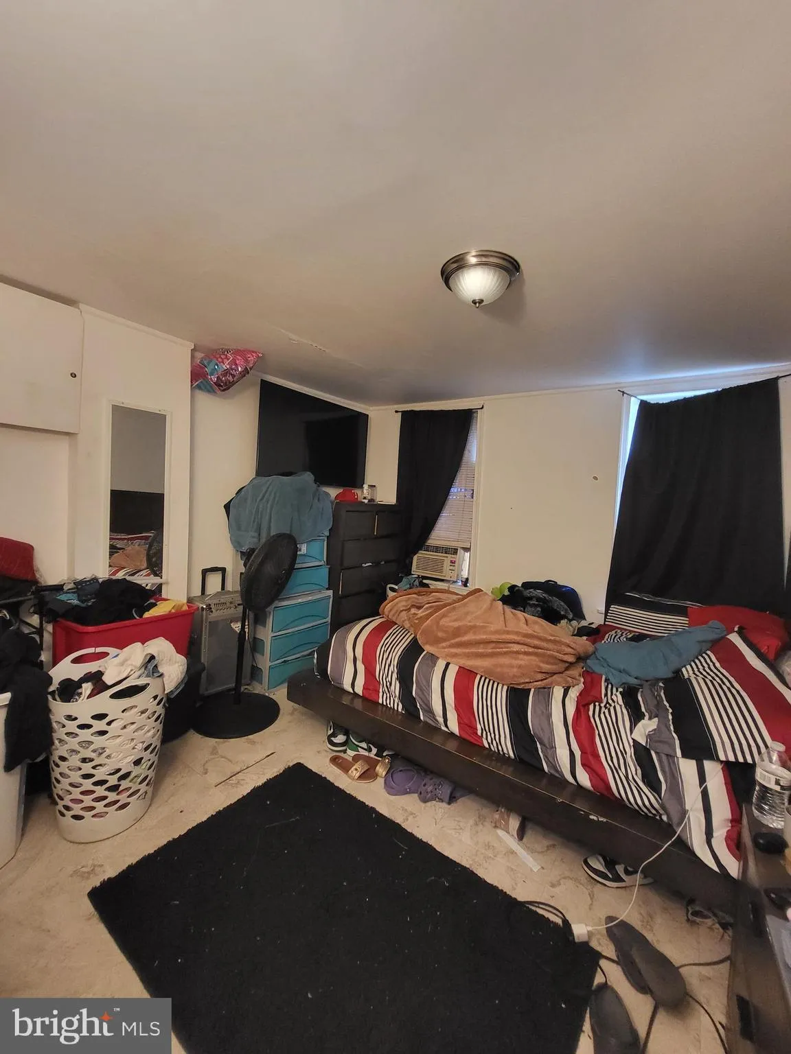 Reading, Pennsylvania 19602, United States, 1 Bedroom Bedrooms, ,2 BathroomsBathrooms,Residential,Active,194957