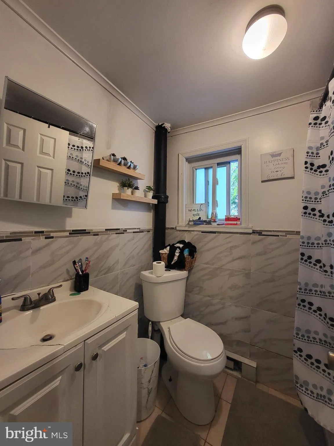 Reading, Pennsylvania 19602, United States, 1 Bedroom Bedrooms, ,2 BathroomsBathrooms,Residential,Active,194957