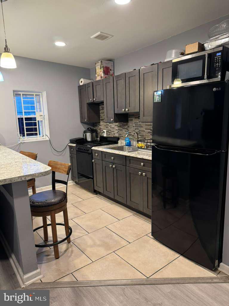 FRANKFORD - Residential