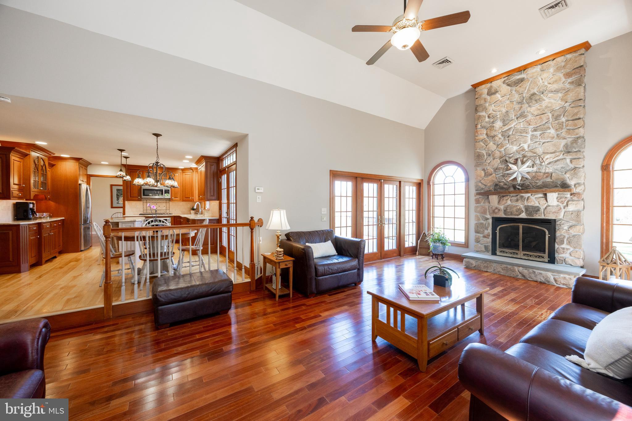 BLACK HORSE FARMS - Residential