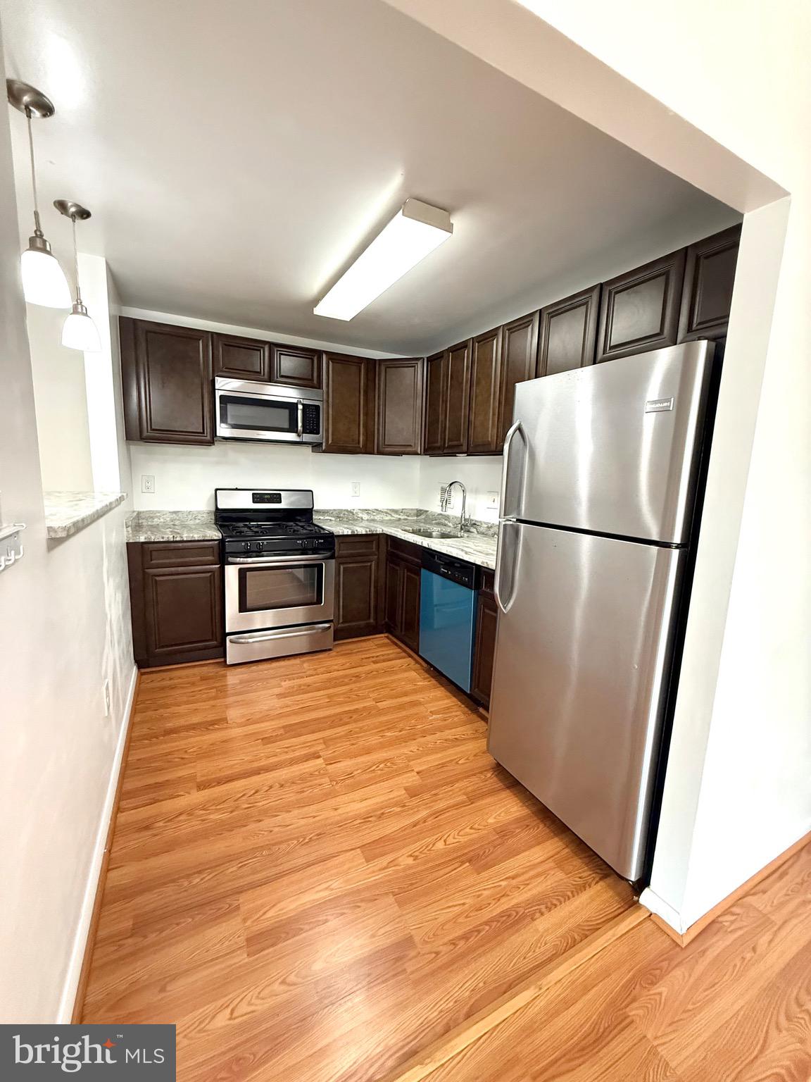 6133 LEESBURG PIKE 301