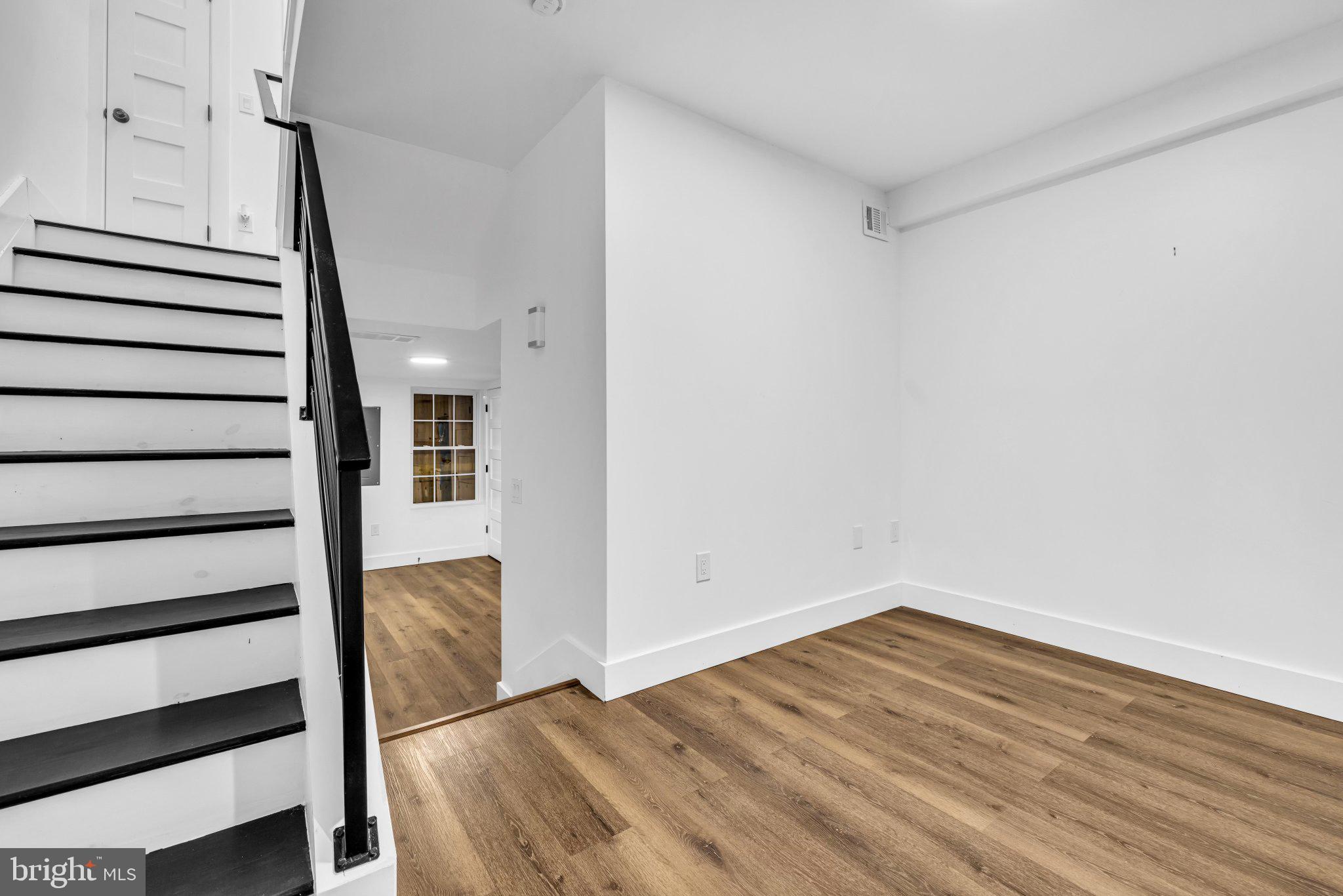CHERRY HILL - Residential