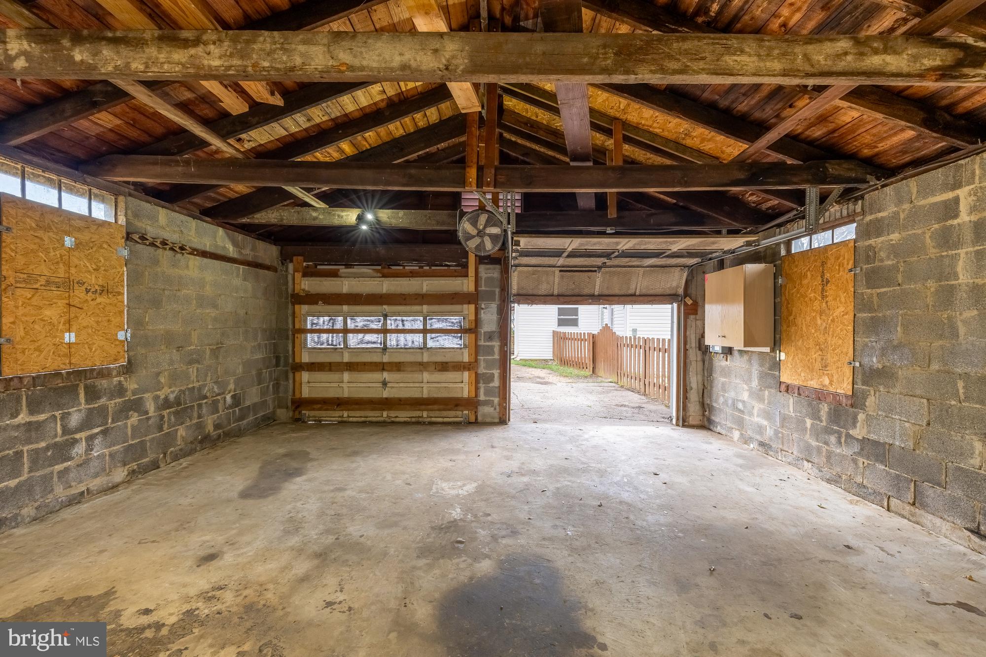 EDMONSTON - Residential