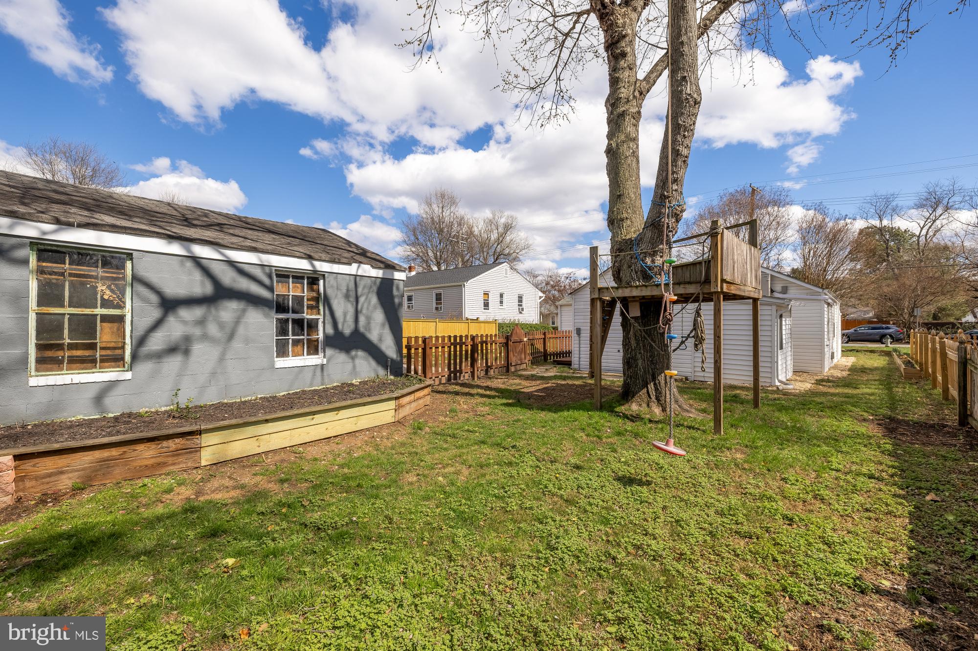 EDMONSTON - Residential