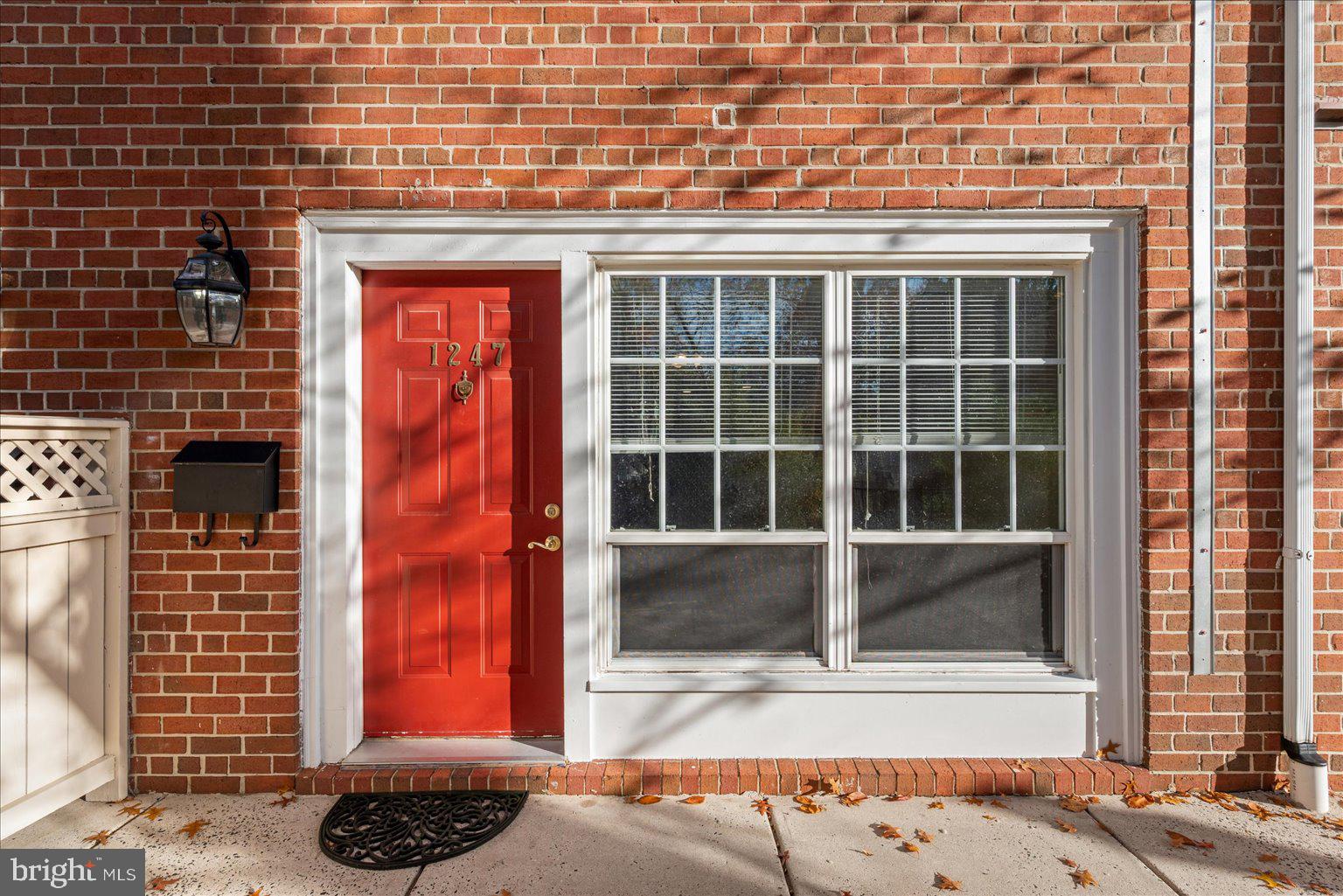 1247 N VAN DORN STREET