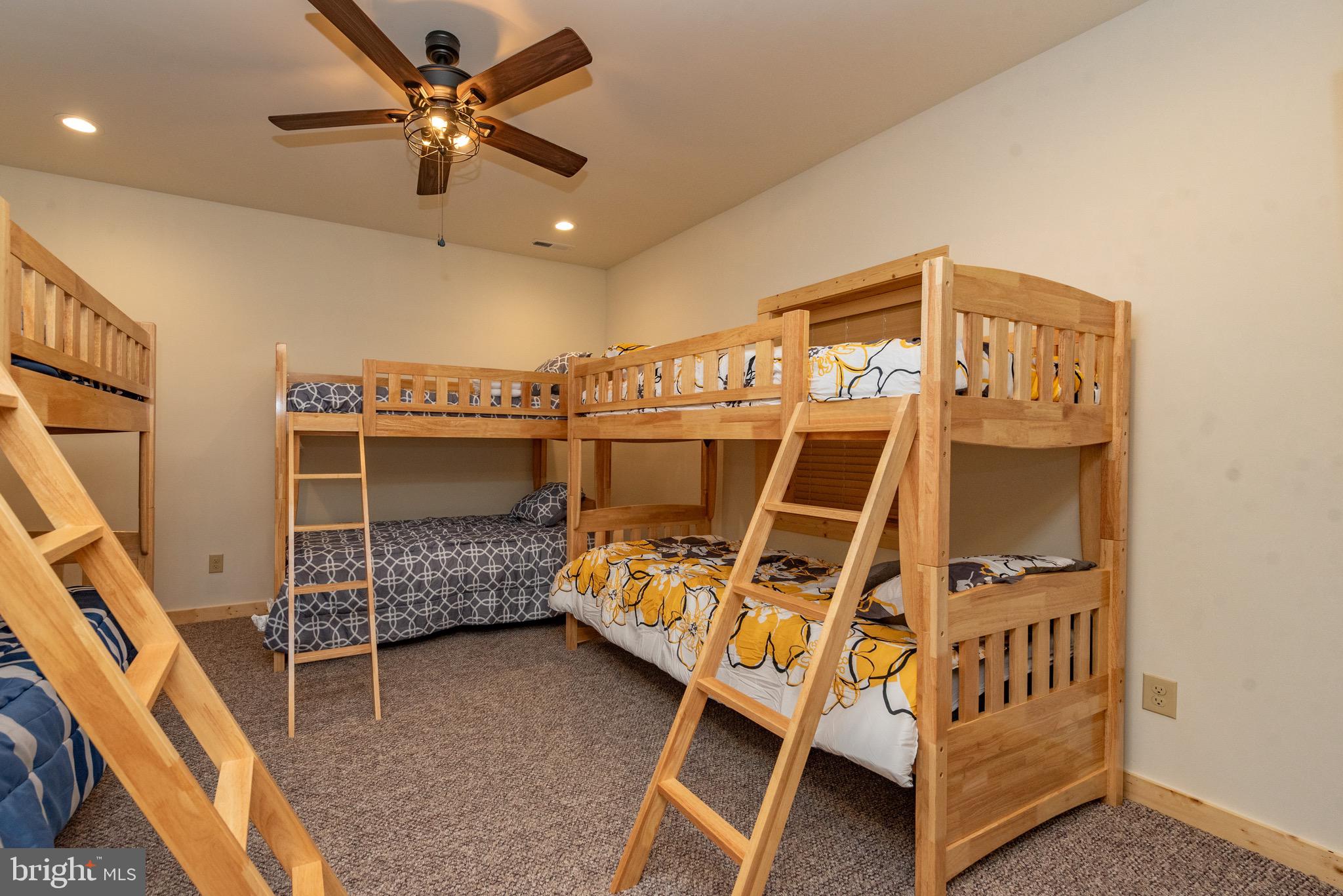 NORTH CAMP - Residential