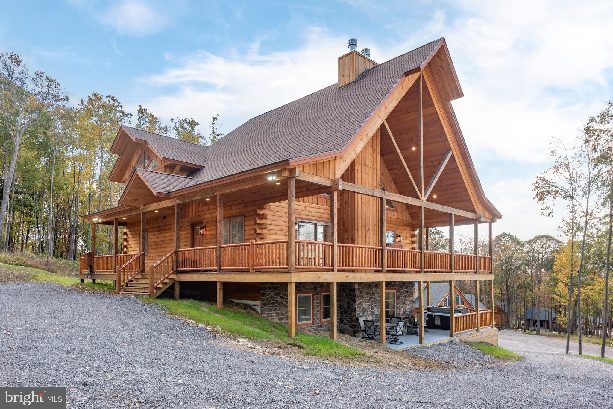 37 RIDGELINE TRAIL
