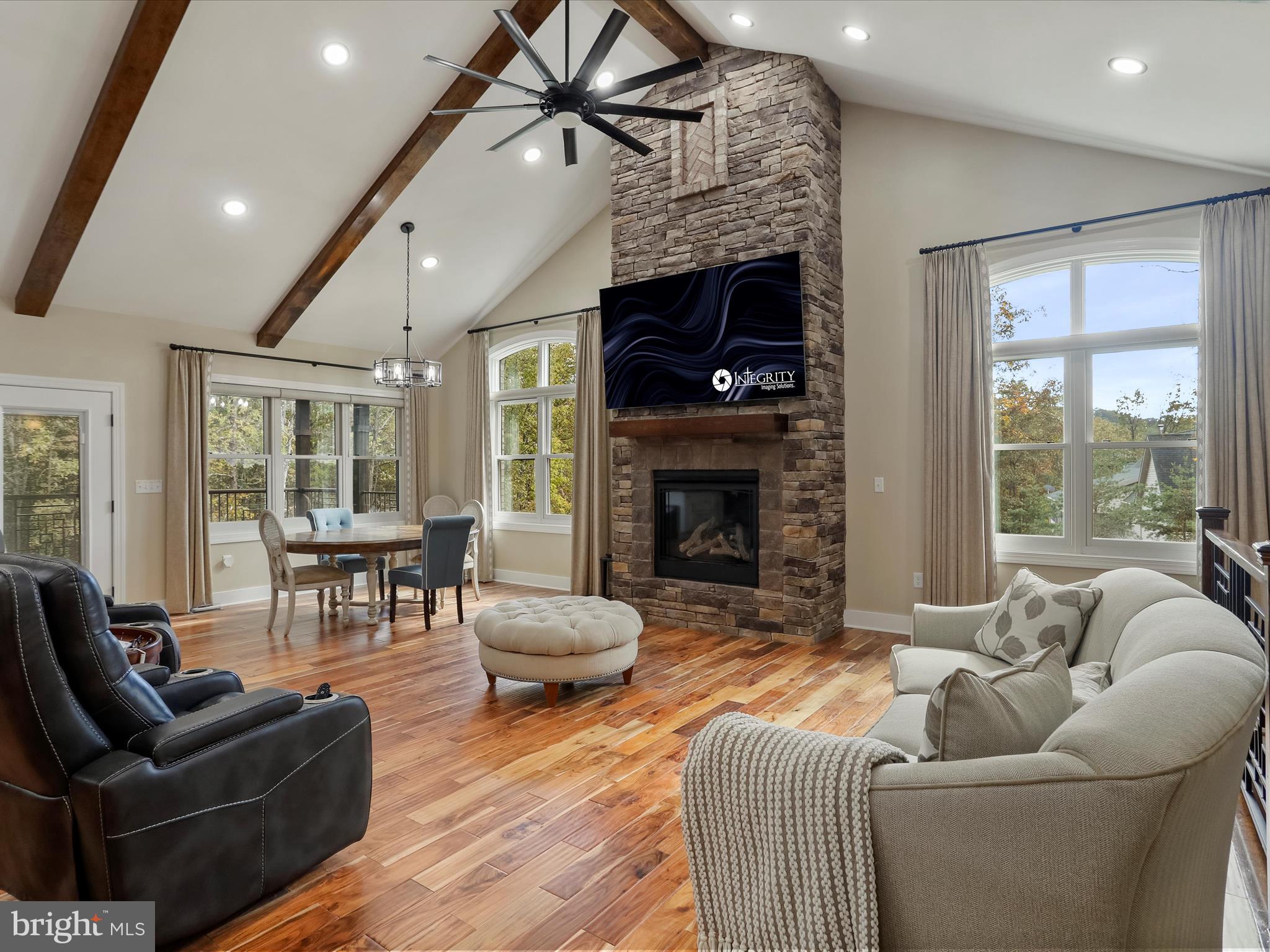 LAKEWOOD - Residential