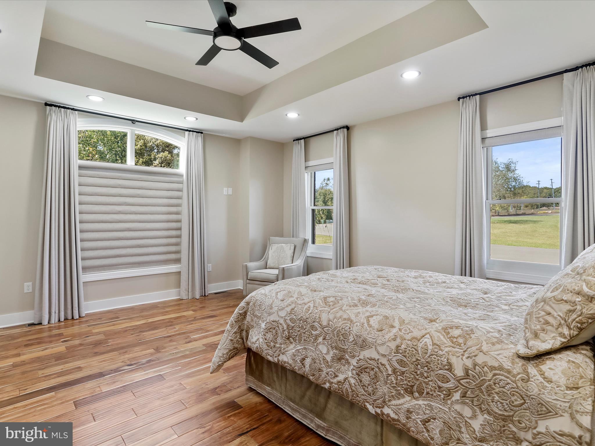 LAKEWOOD - Residential